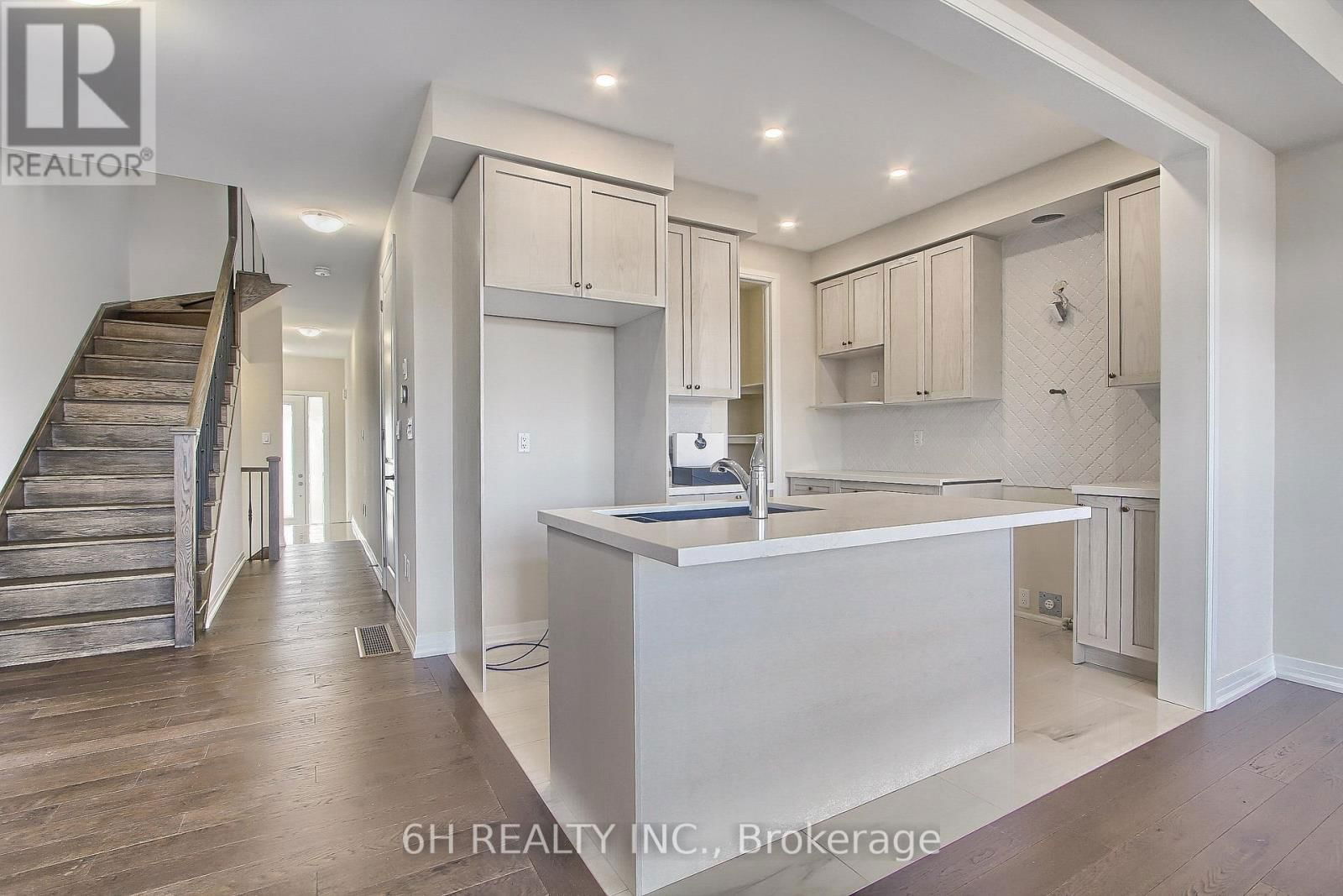 2616 HIBISCUS DRIVE Image 10