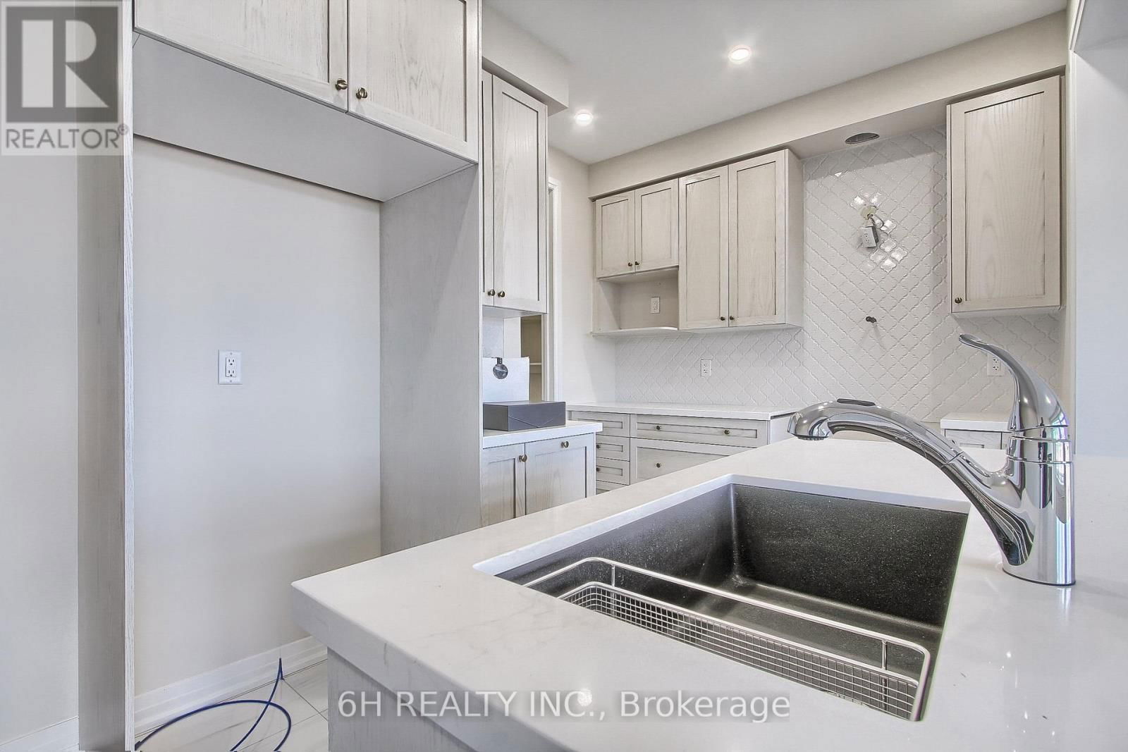 2616 HIBISCUS DRIVE Image 11
