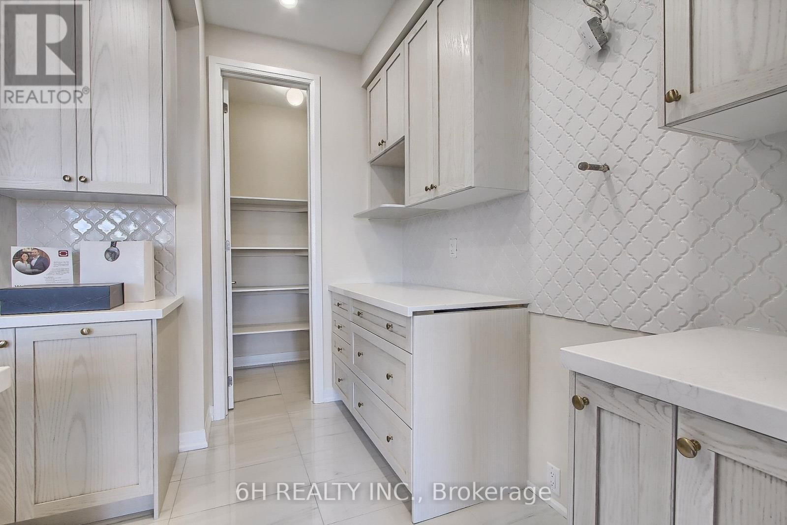 2616 HIBISCUS DRIVE Image 13