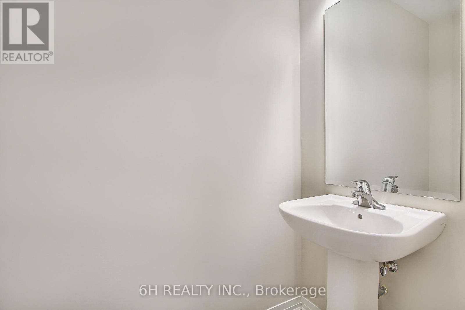 2616 HIBISCUS DRIVE Image 21