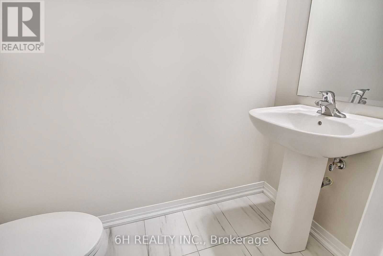 2616 HIBISCUS DRIVE Image 22