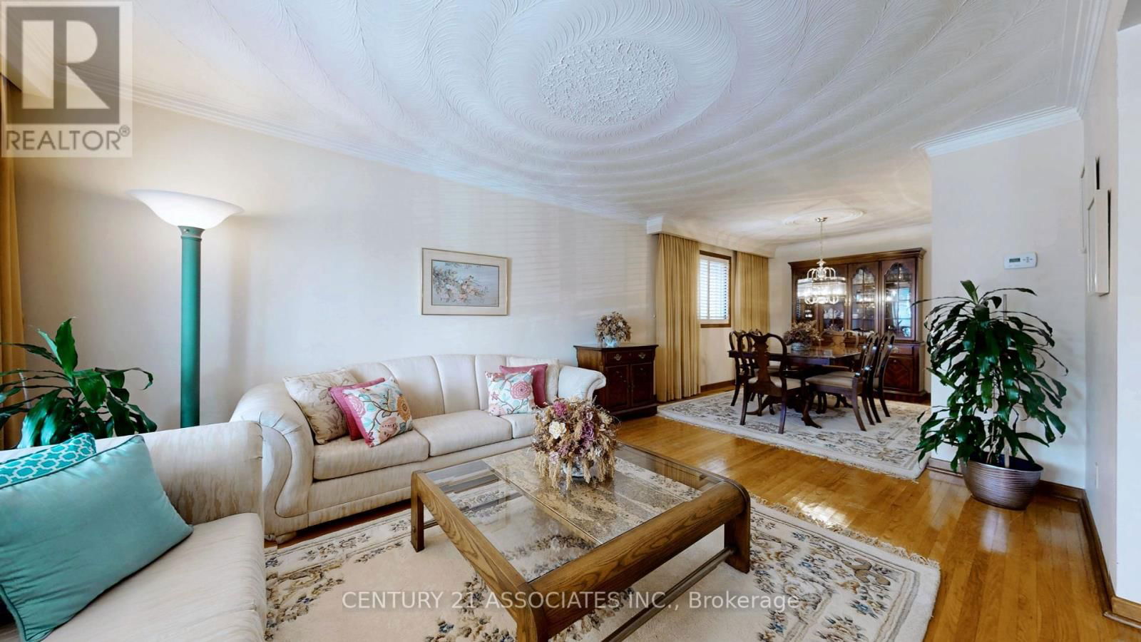 1217 ALEXANDRA AVENUE Image 10