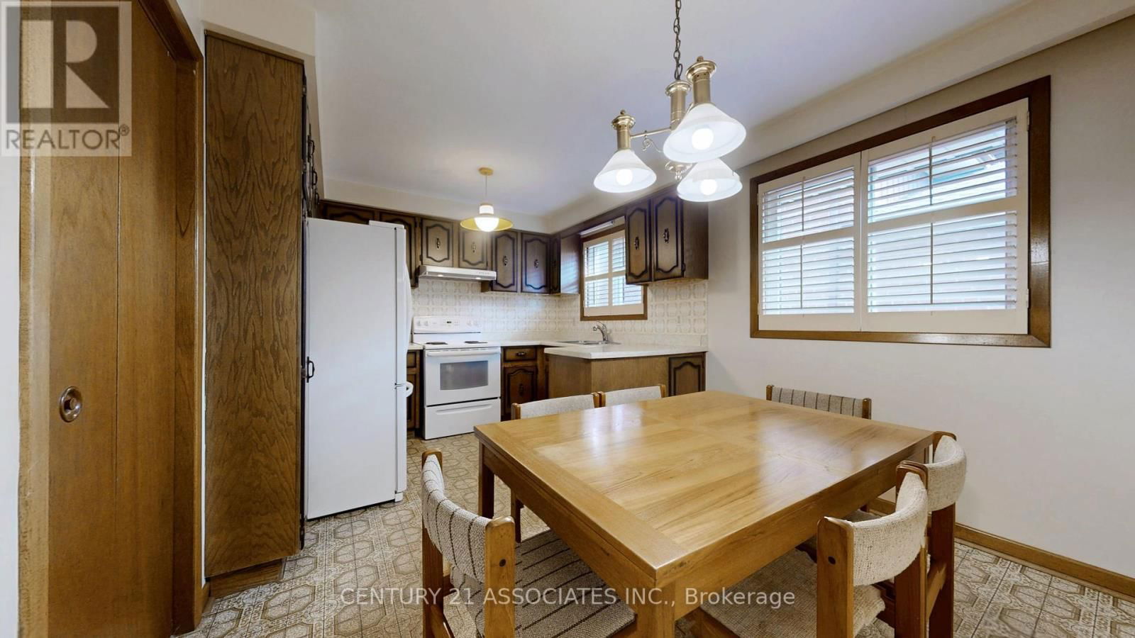 1217 ALEXANDRA AVENUE Image 14