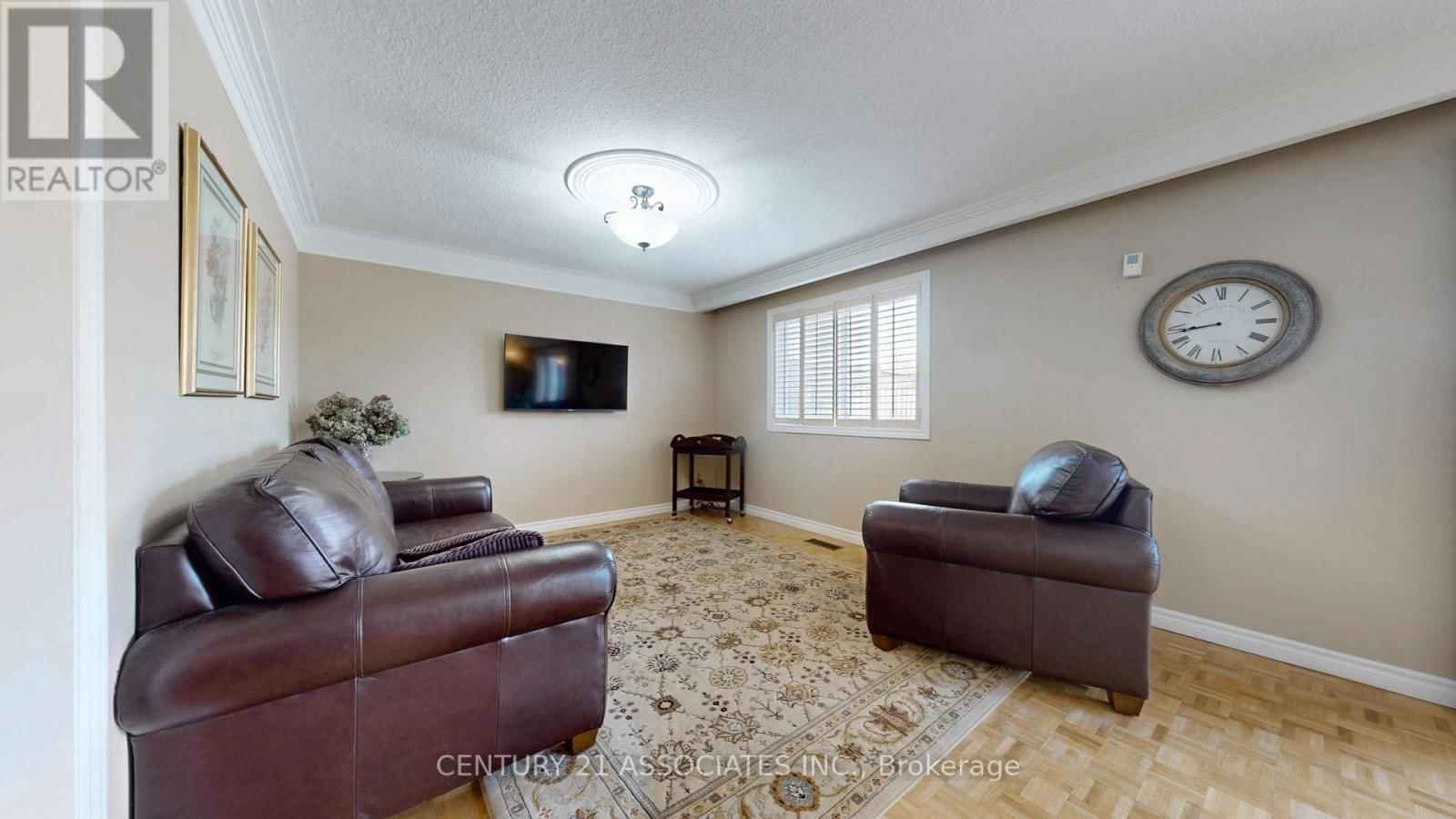 1217 ALEXANDRA AVENUE Image 32