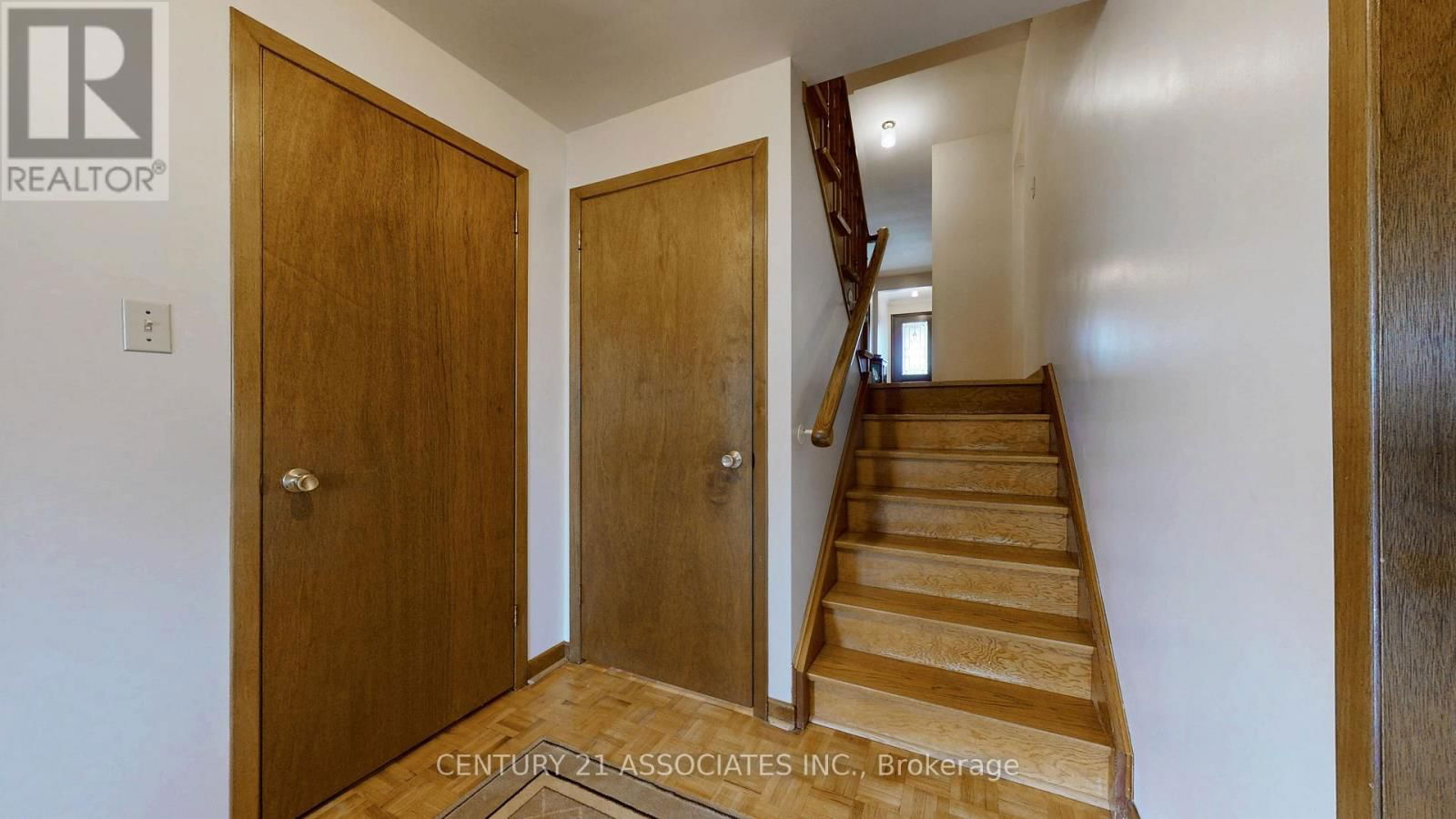1217 ALEXANDRA AVENUE Image 37