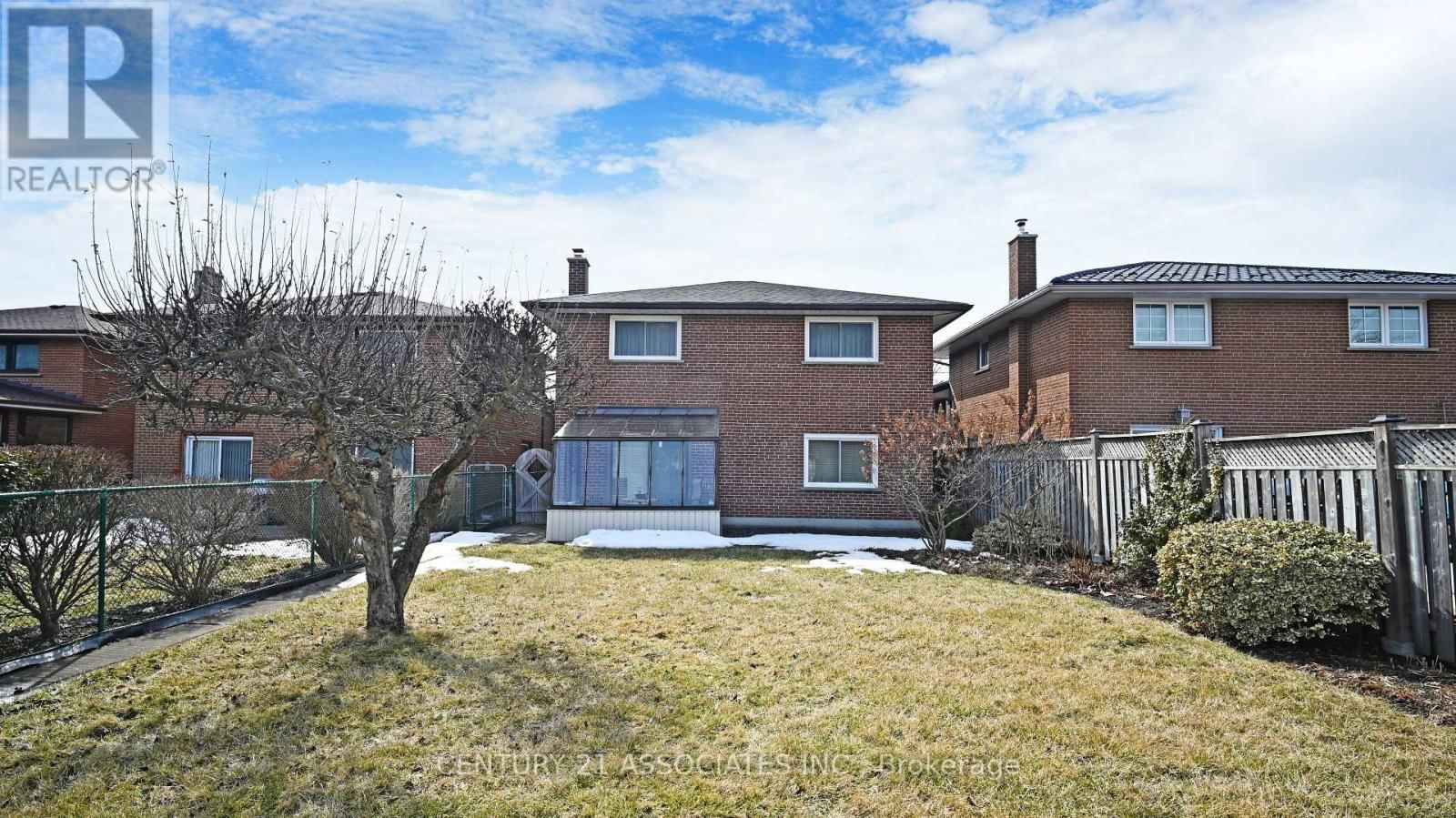 1217 ALEXANDRA AVENUE Image 47