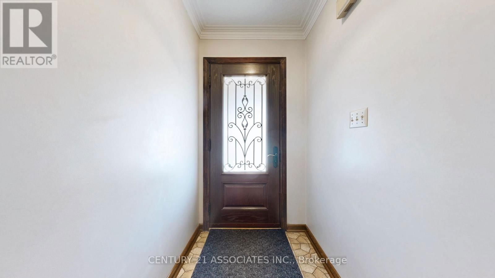 1217 ALEXANDRA AVENUE Image 7