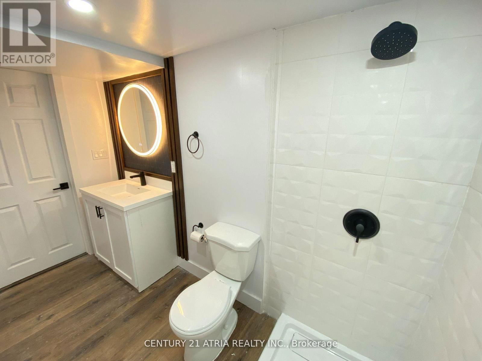 211 MADAWASKA AVENUE Image 21