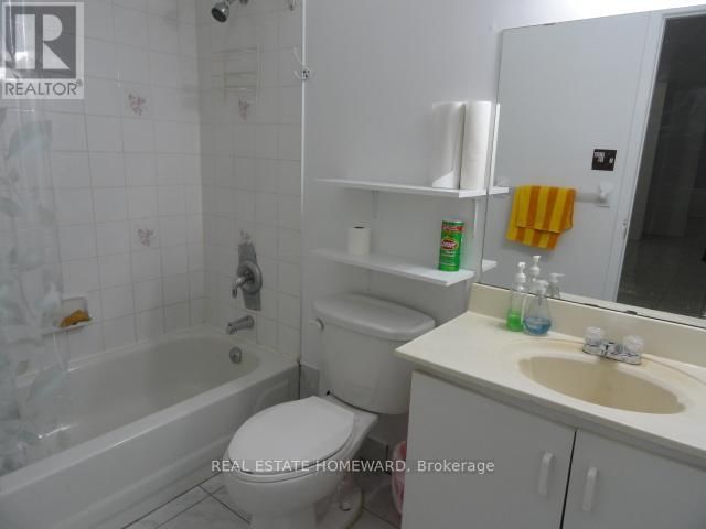 2438 DANFORTH AVENUE Image 46