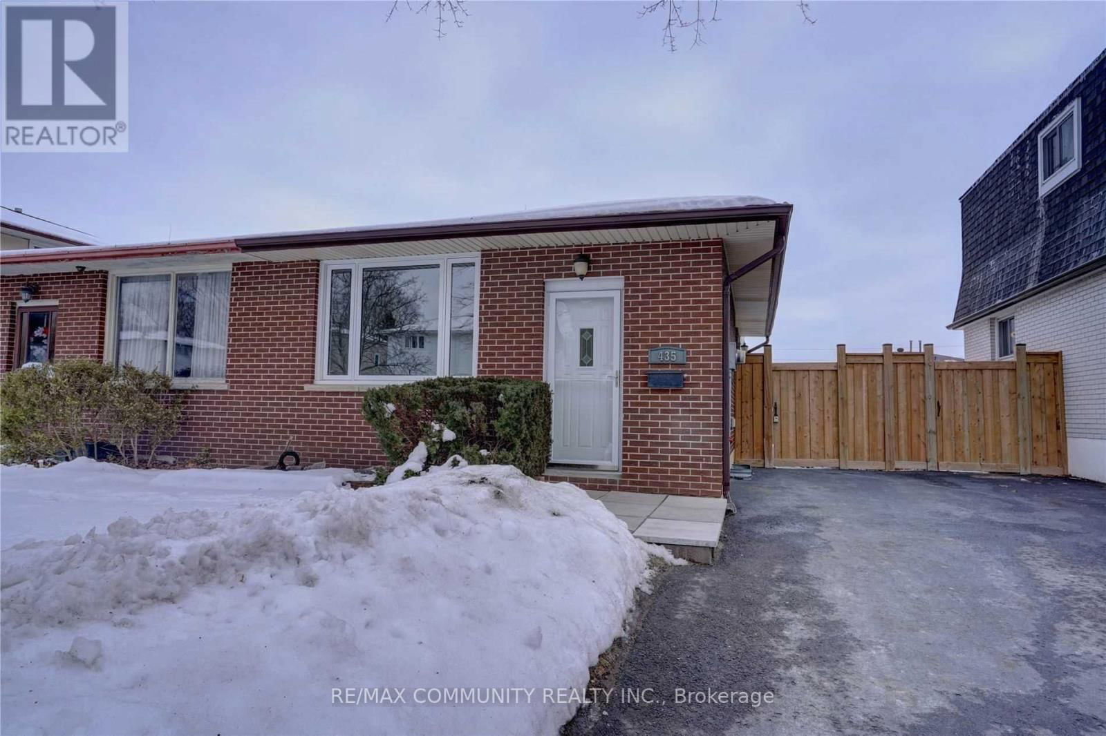 435 MAPLEWOOD DRIVE Image 1