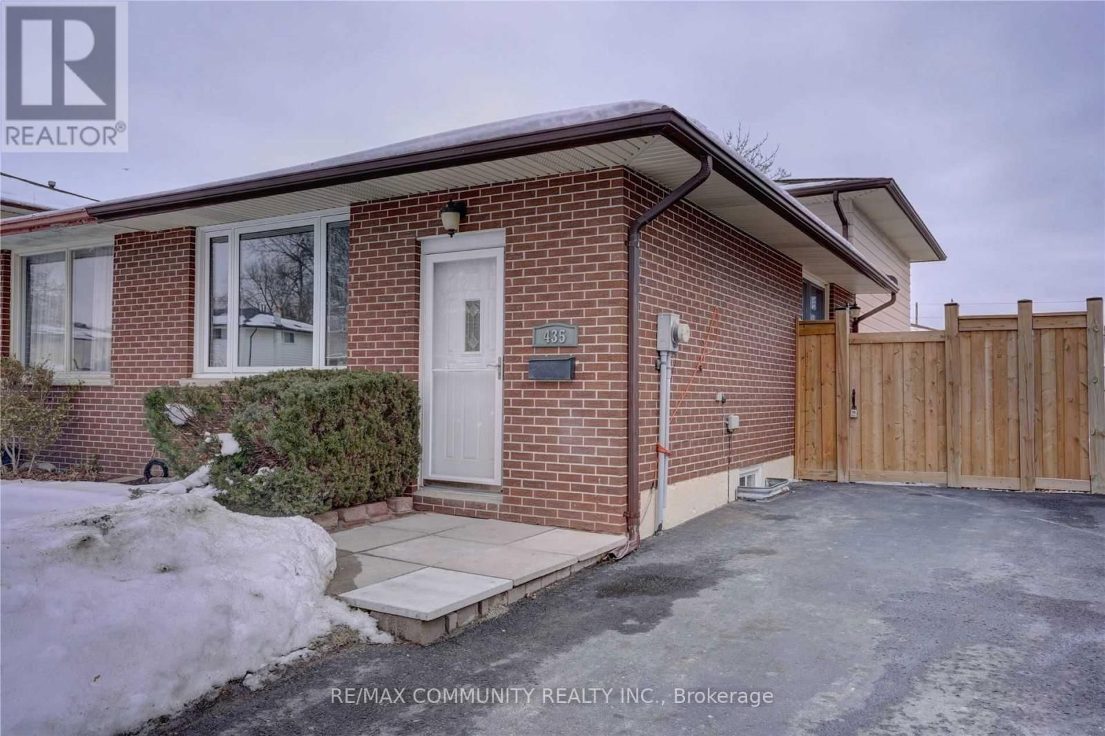 435 MAPLEWOOD DRIVE Image 2