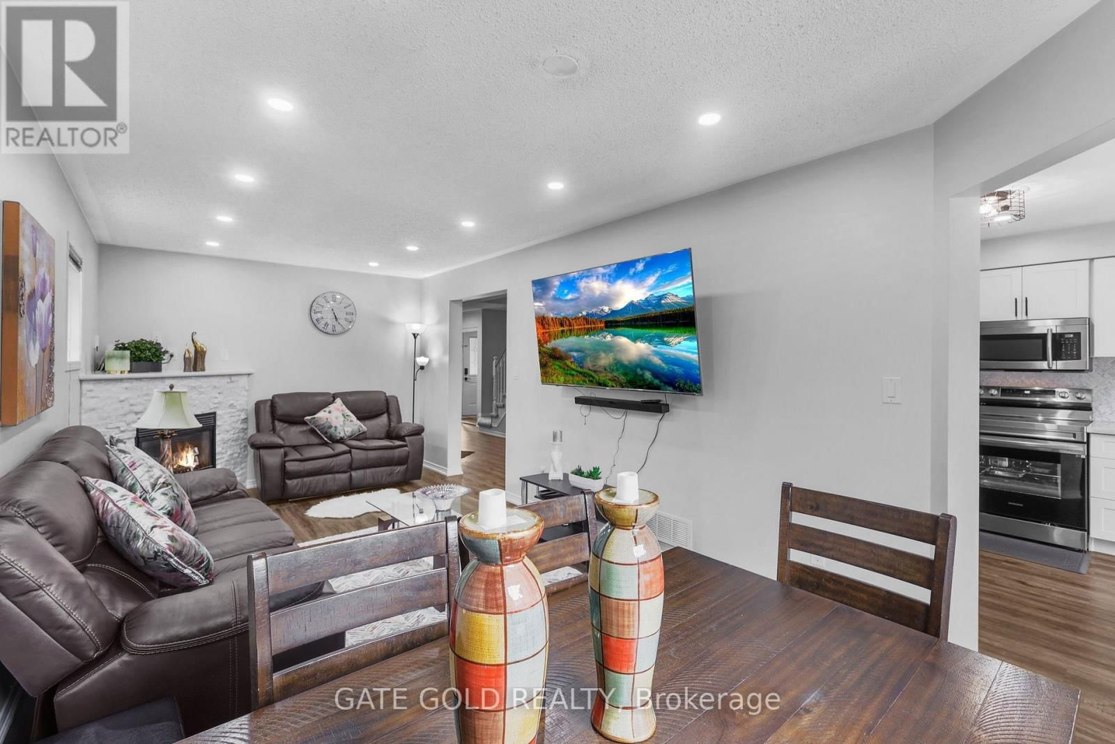 54 MARCHWOOD CRESCENT Image 5