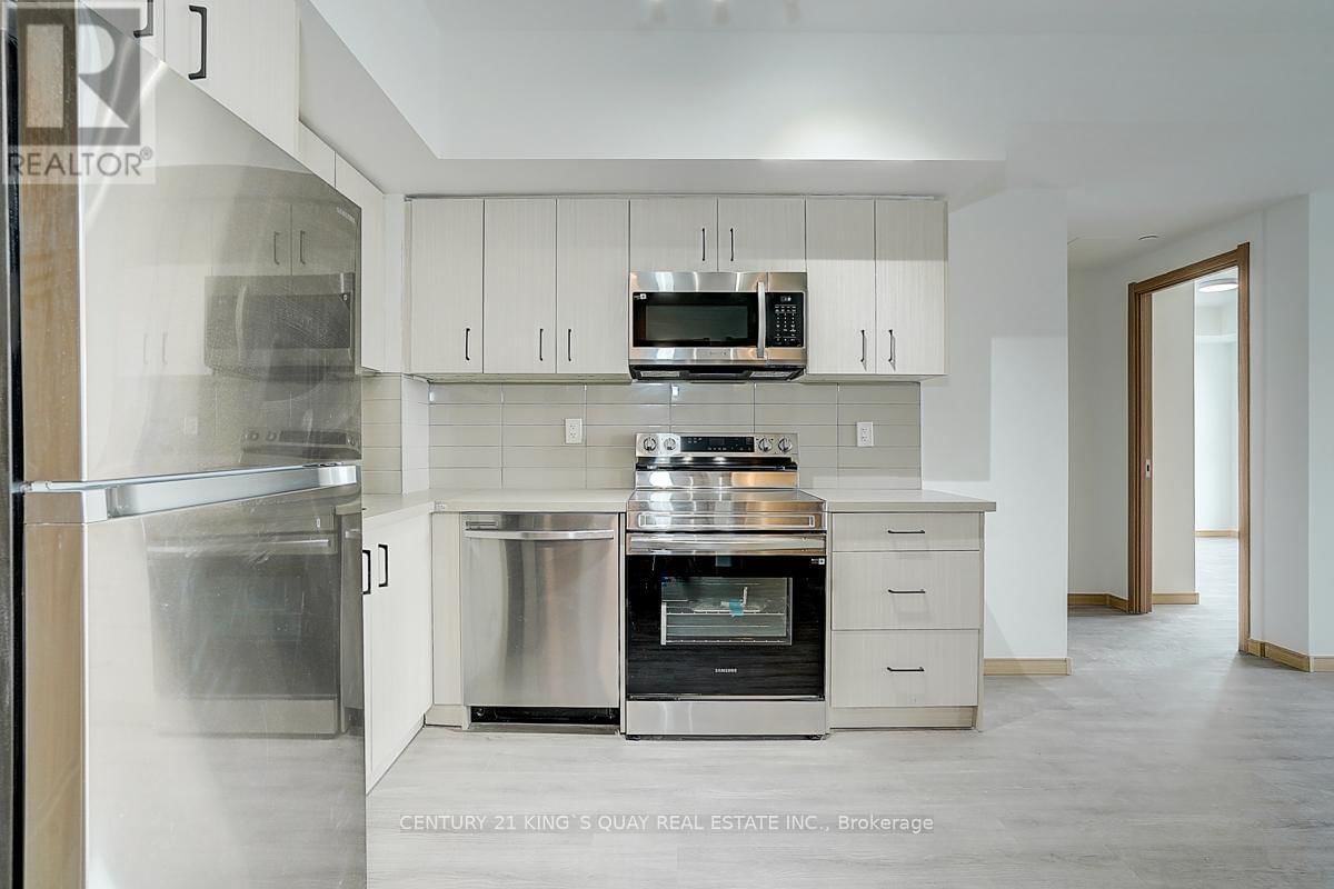 802 - 3429 SHEPPARD AVENUE EAST Image 21