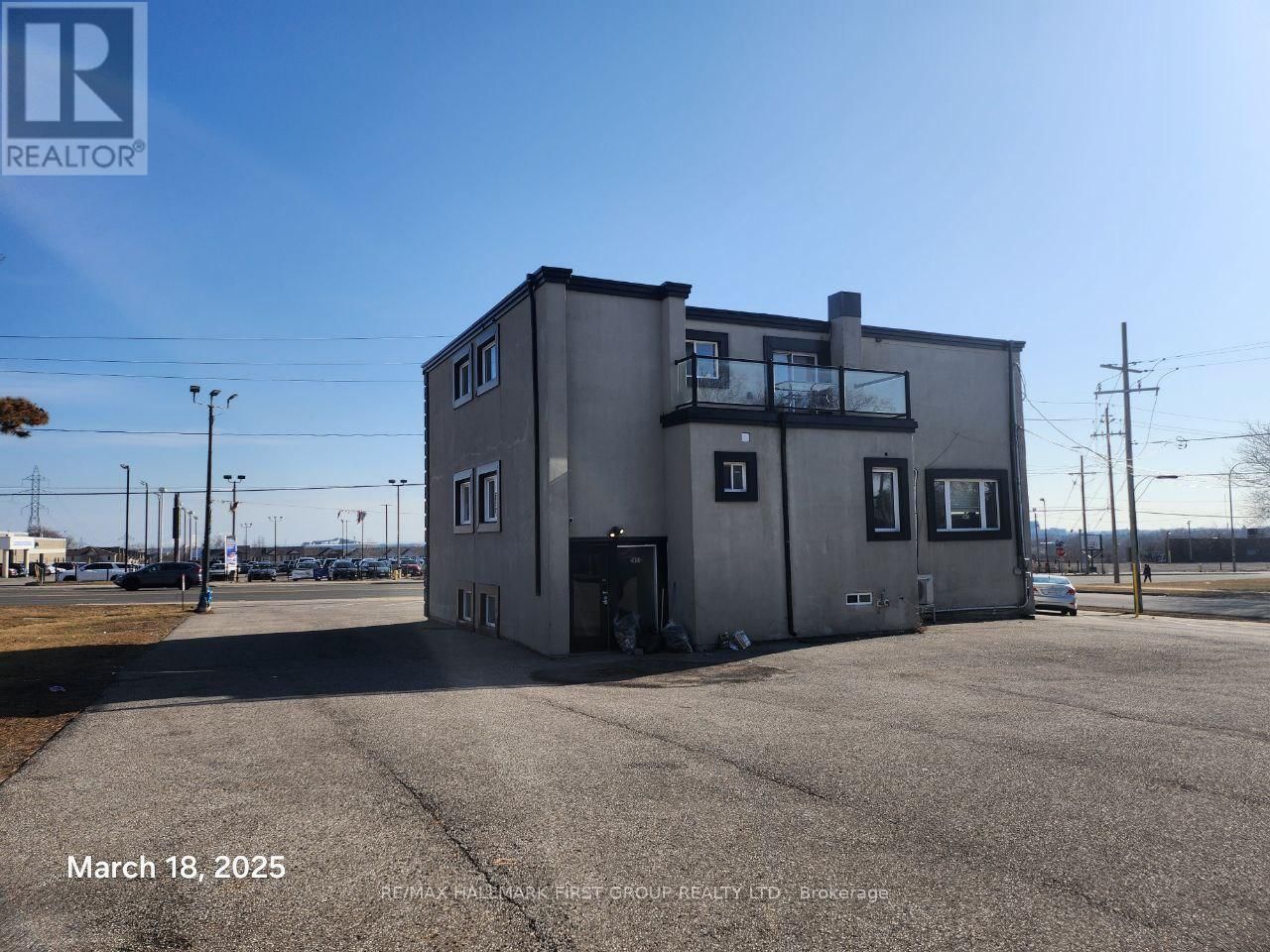 1400 DUNDAS STREET EAST Image 6