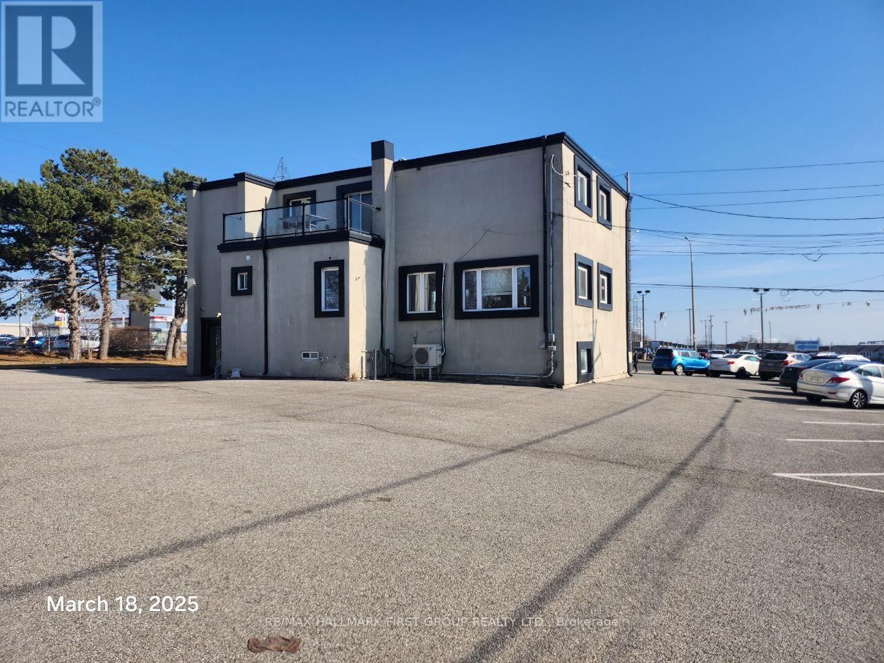 1400 DUNDAS STREET EAST Image 7