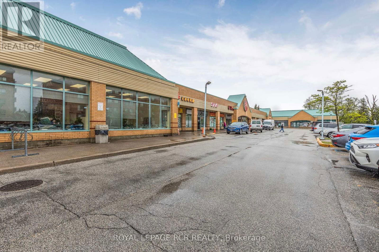 16 - 3833 MIDLAND AVENUE Image 26