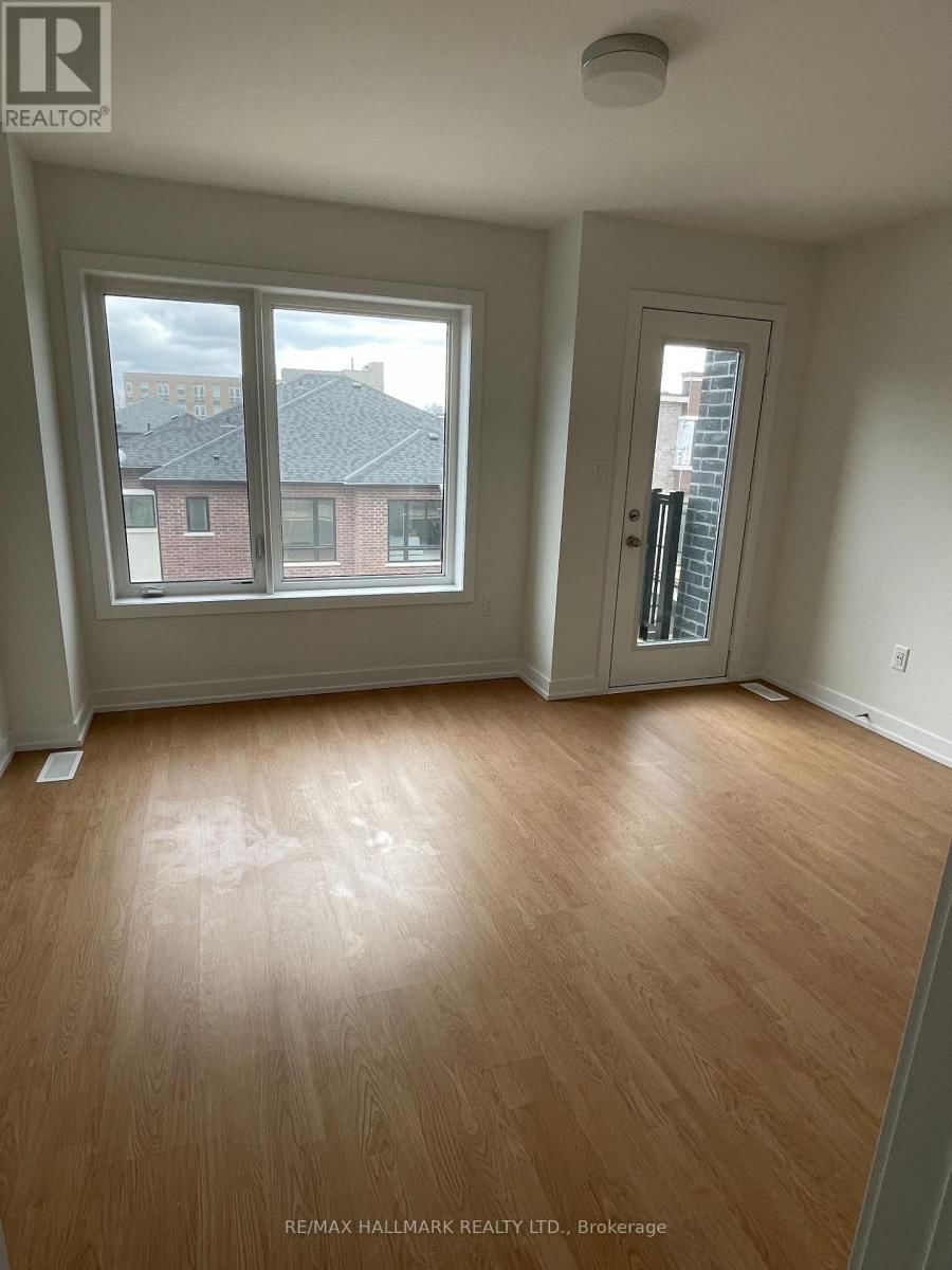 1581 MIDLAND AVENUE Image 12