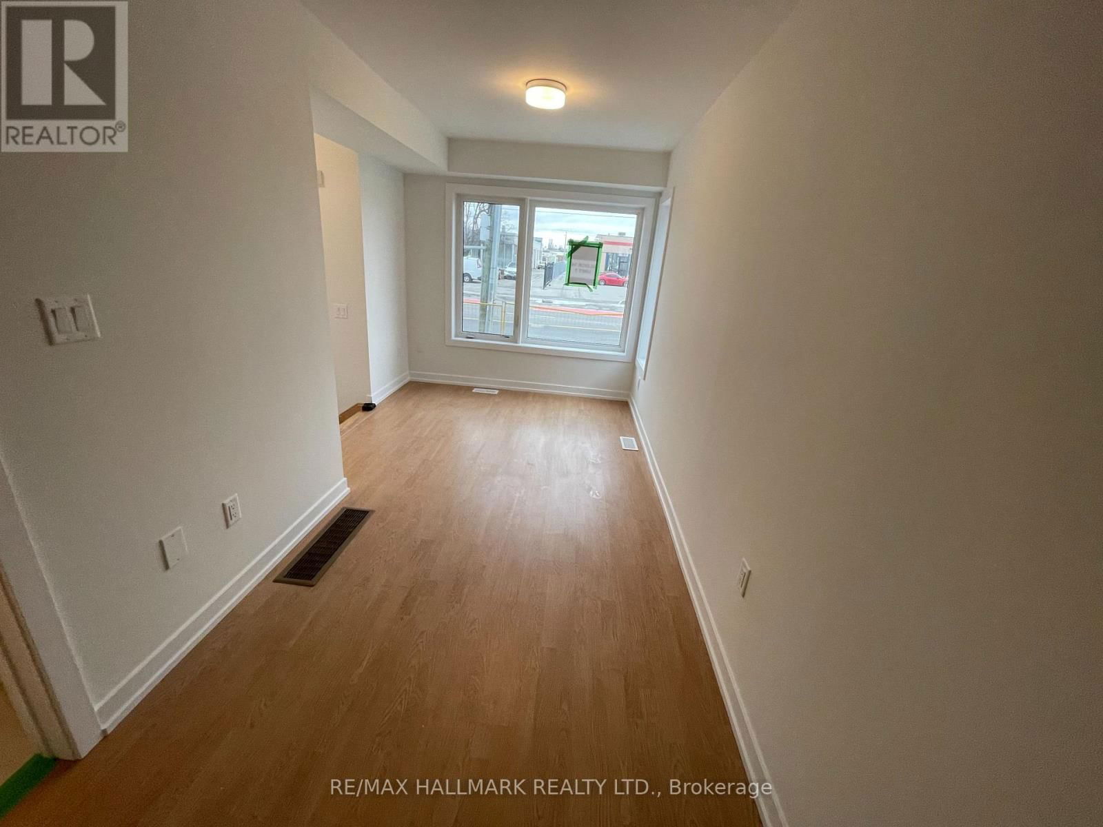 1581 MIDLAND AVENUE Image 5