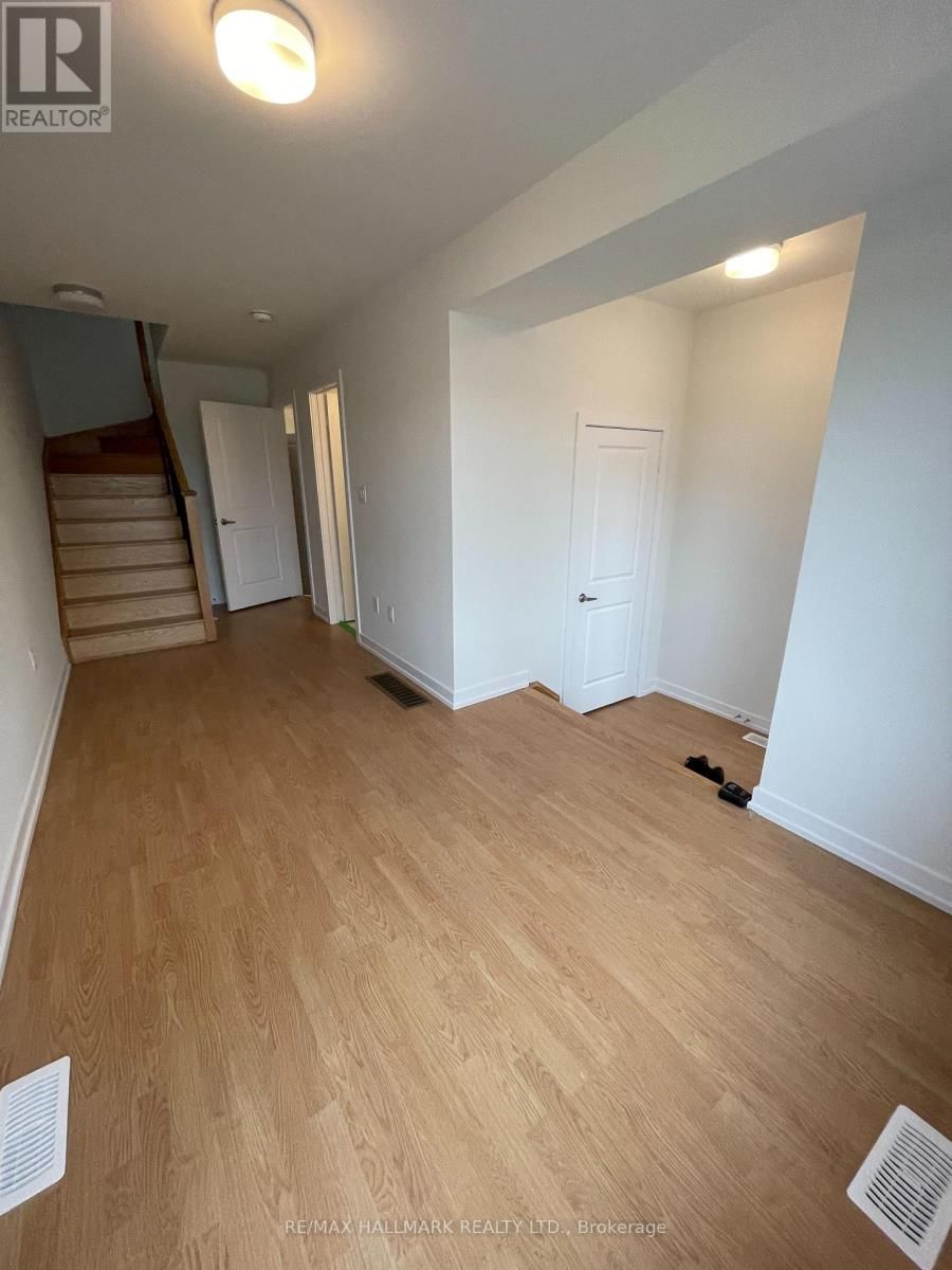 1581 MIDLAND AVENUE Image 6