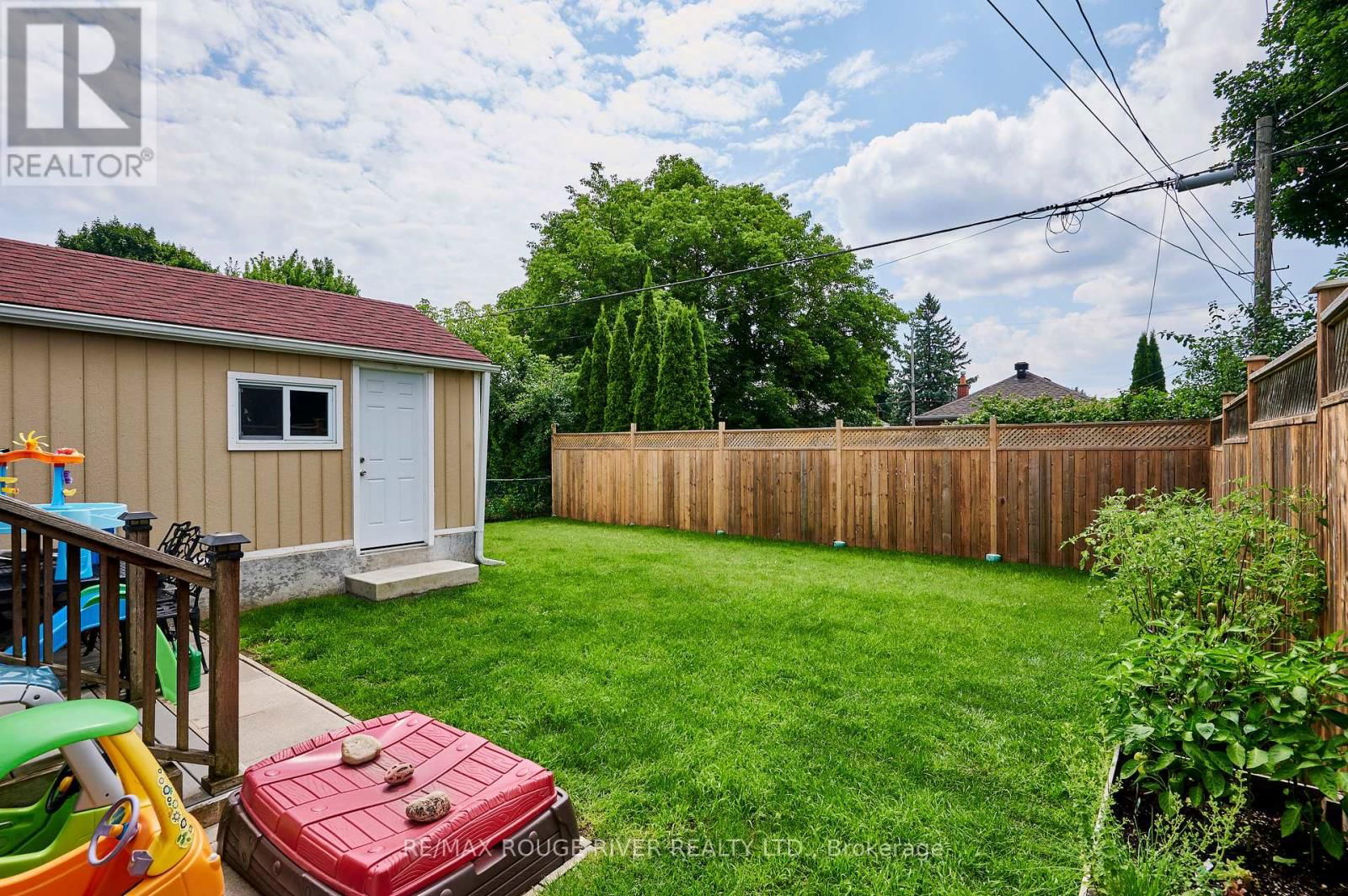 52 MARSH ROAD Image 25