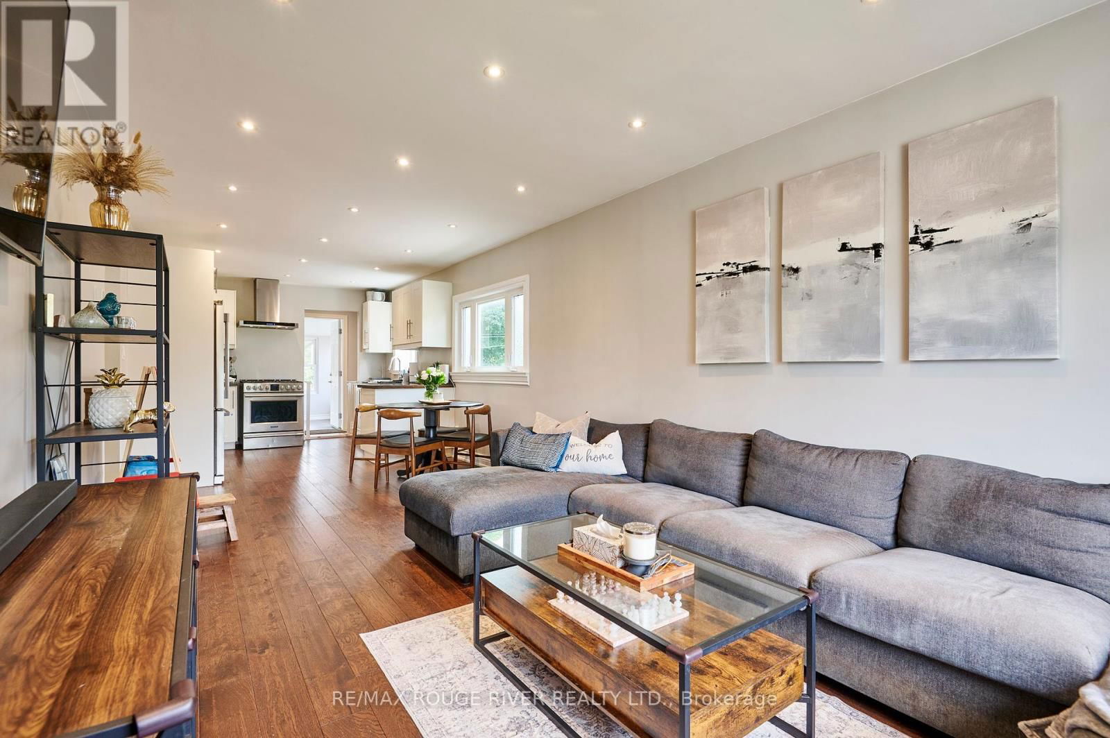 52 MARSH ROAD Image 3