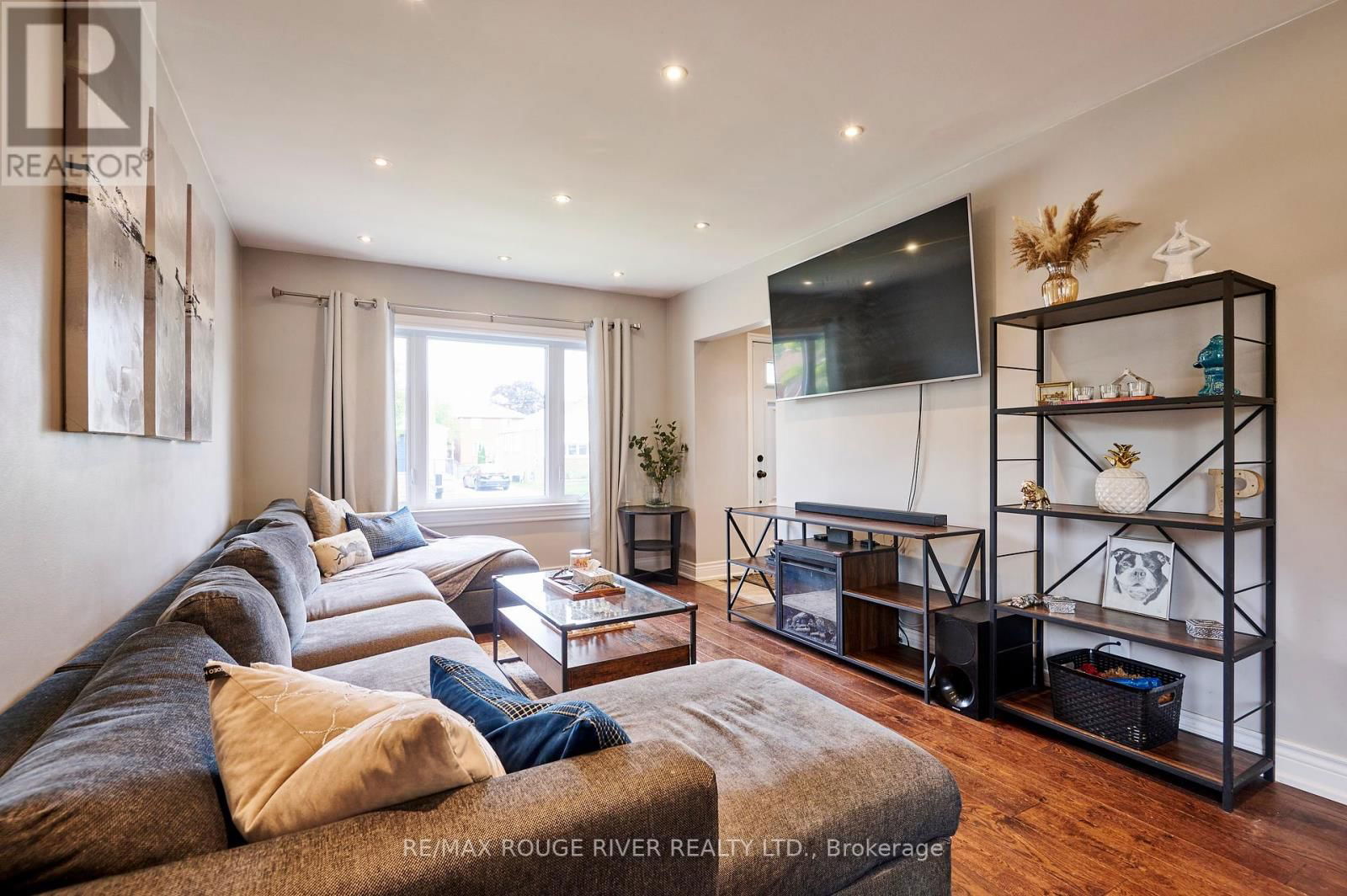 52 MARSH ROAD Image 5