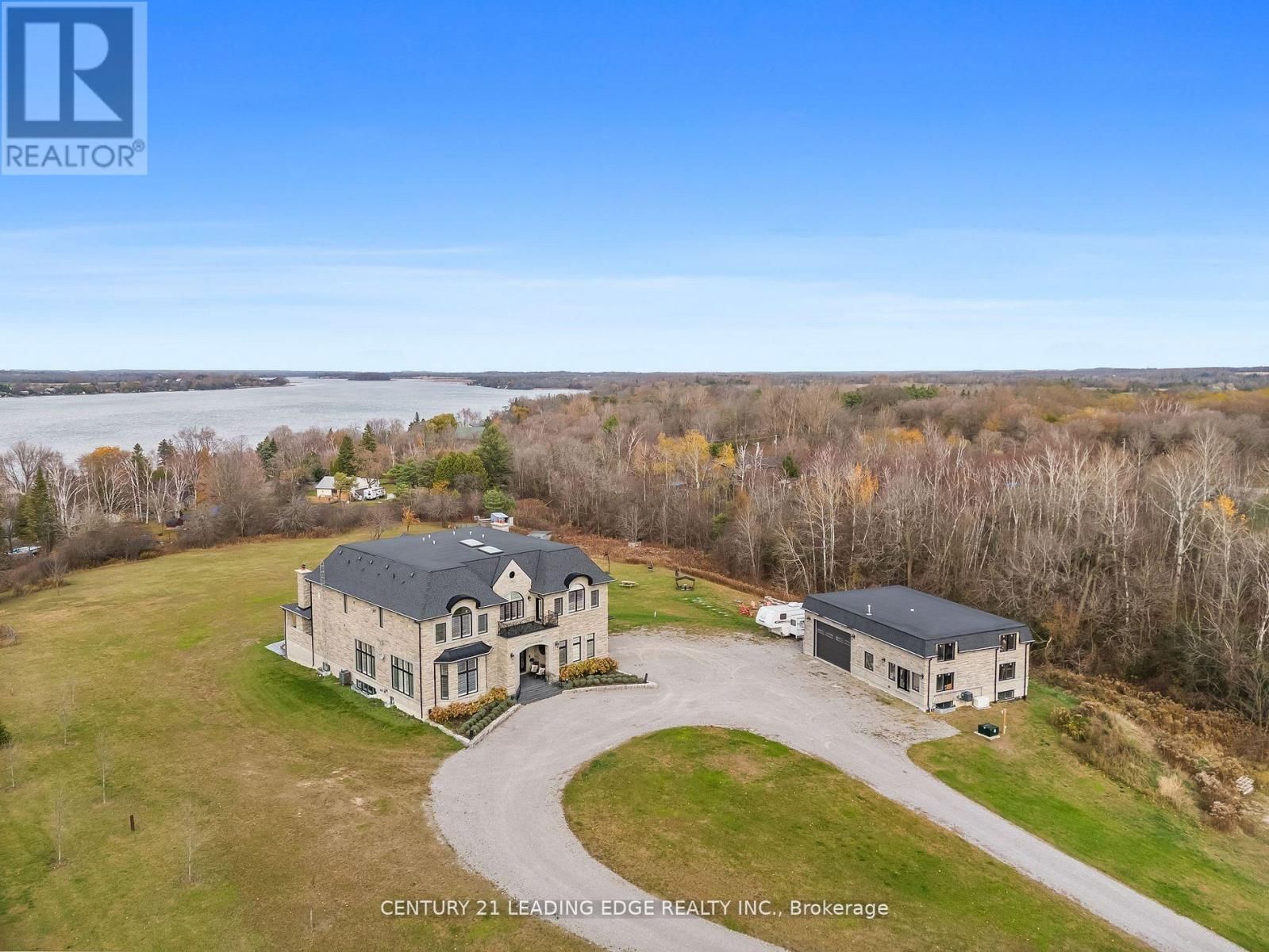 690 VIEW LAKE ROAD Image 46