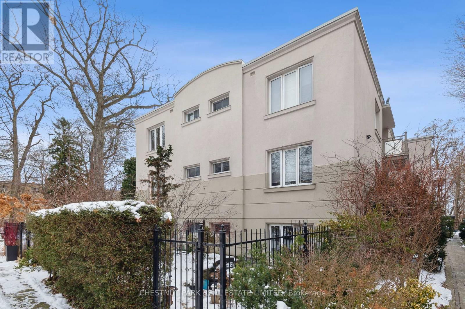 8 - 21 BENLAMOND AVENUE Image 10