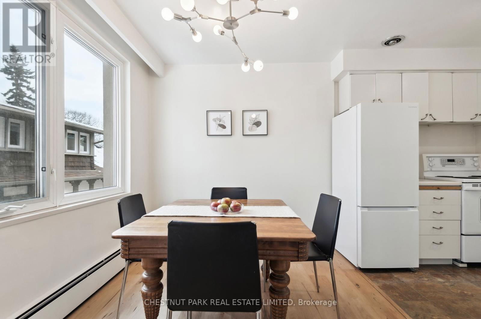 8 - 21 BENLAMOND AVENUE Image 5