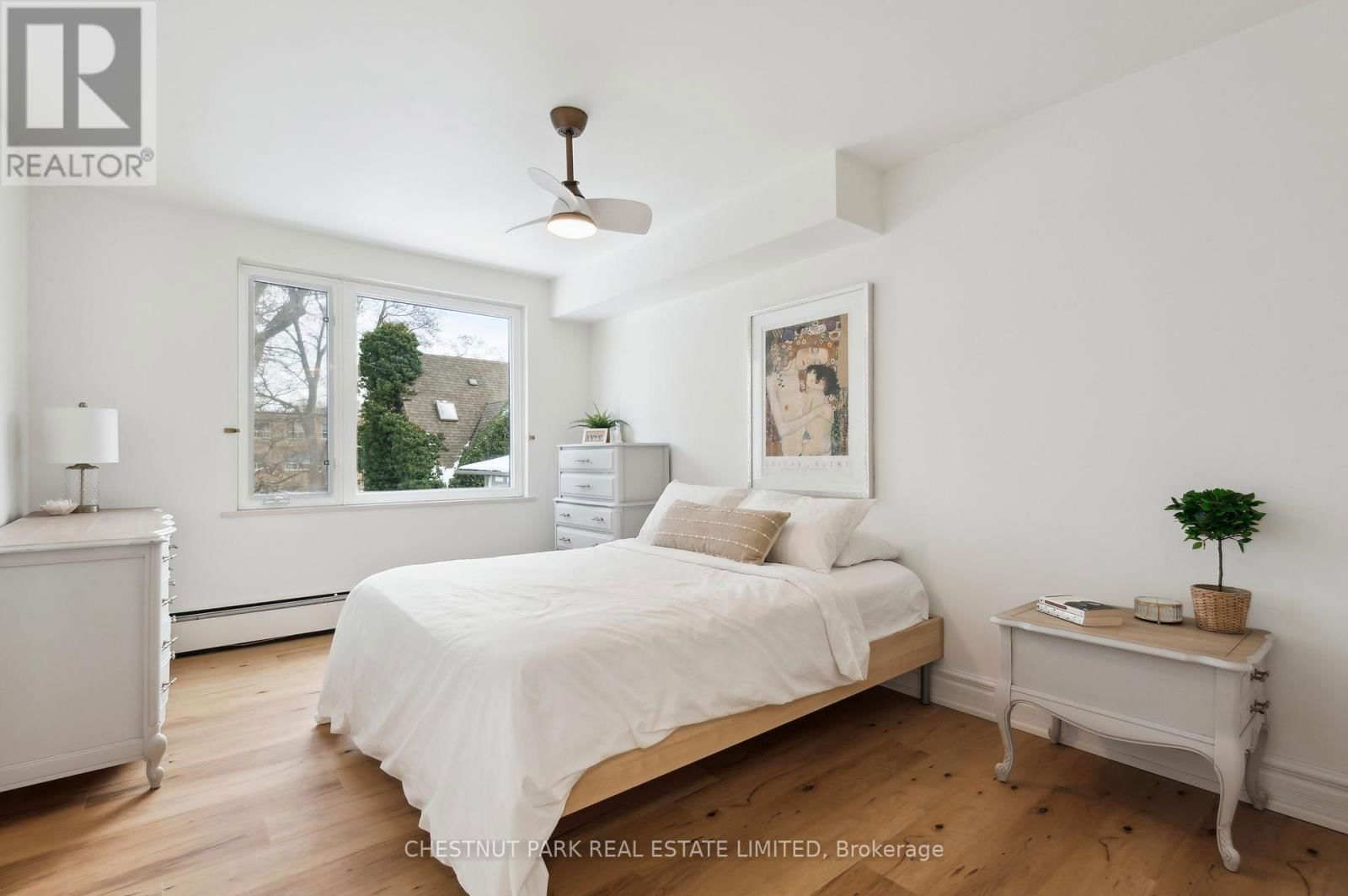 8 - 21 BENLAMOND AVENUE Image 7