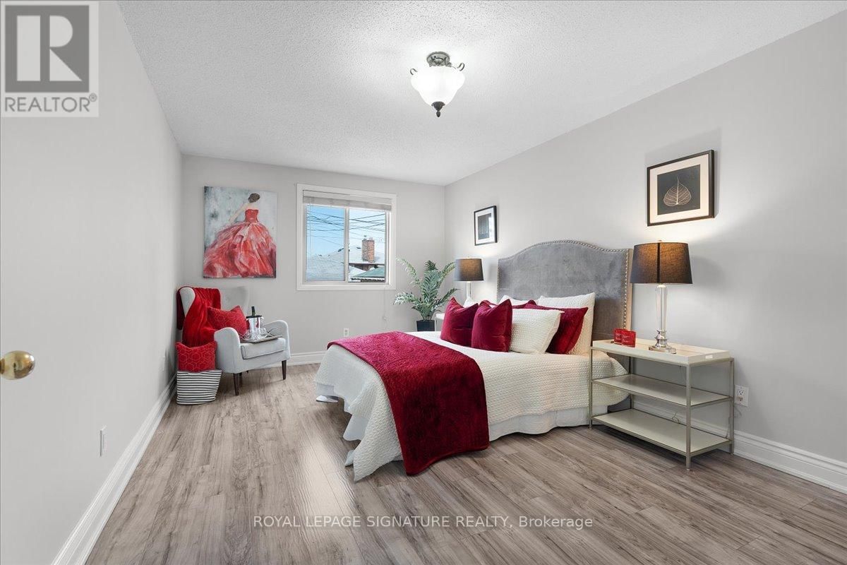 590 DEVON AVENUE Image 11