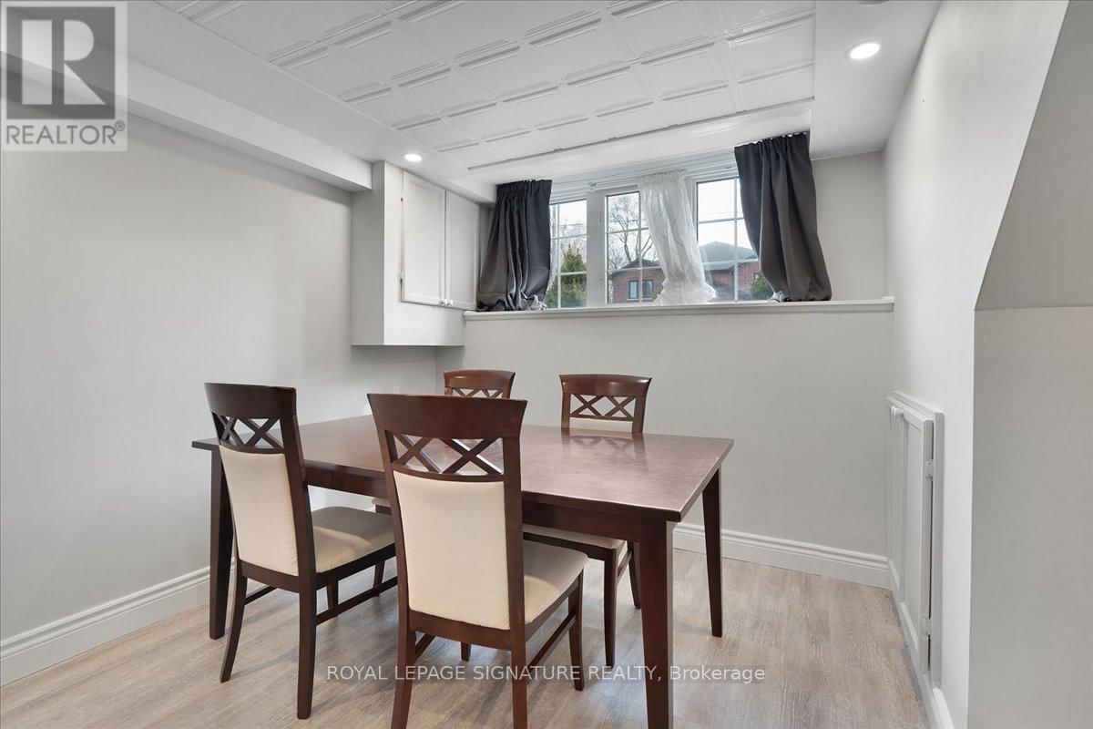 590 DEVON AVENUE Image 23