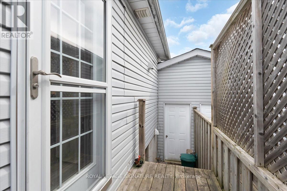 590 DEVON AVENUE Image 30