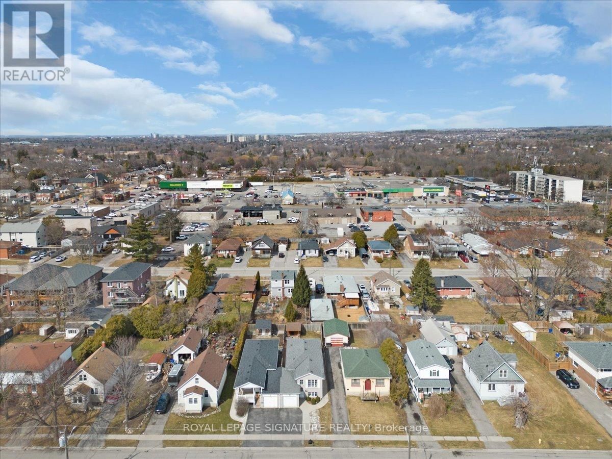 590 DEVON AVENUE Image 33