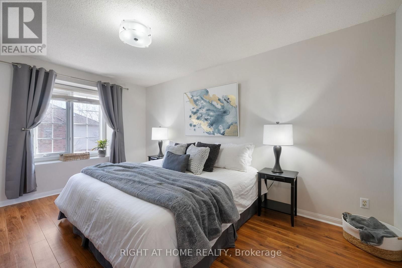 18 - 27 ASPEN PARK WAY Image 14