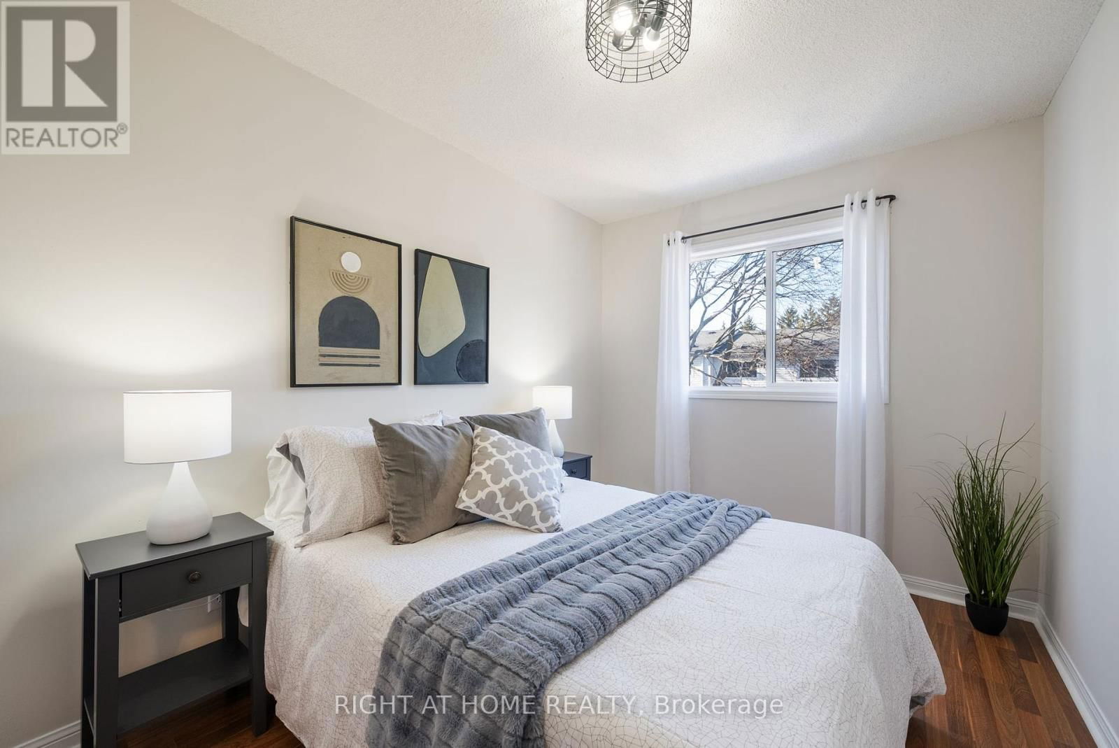 18 - 27 ASPEN PARK WAY Image 19