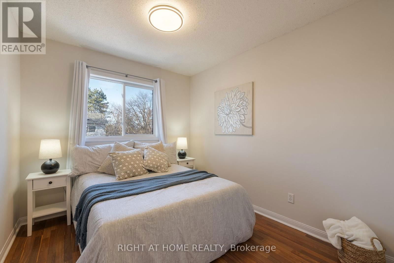 18 - 27 ASPEN PARK WAY Image 22