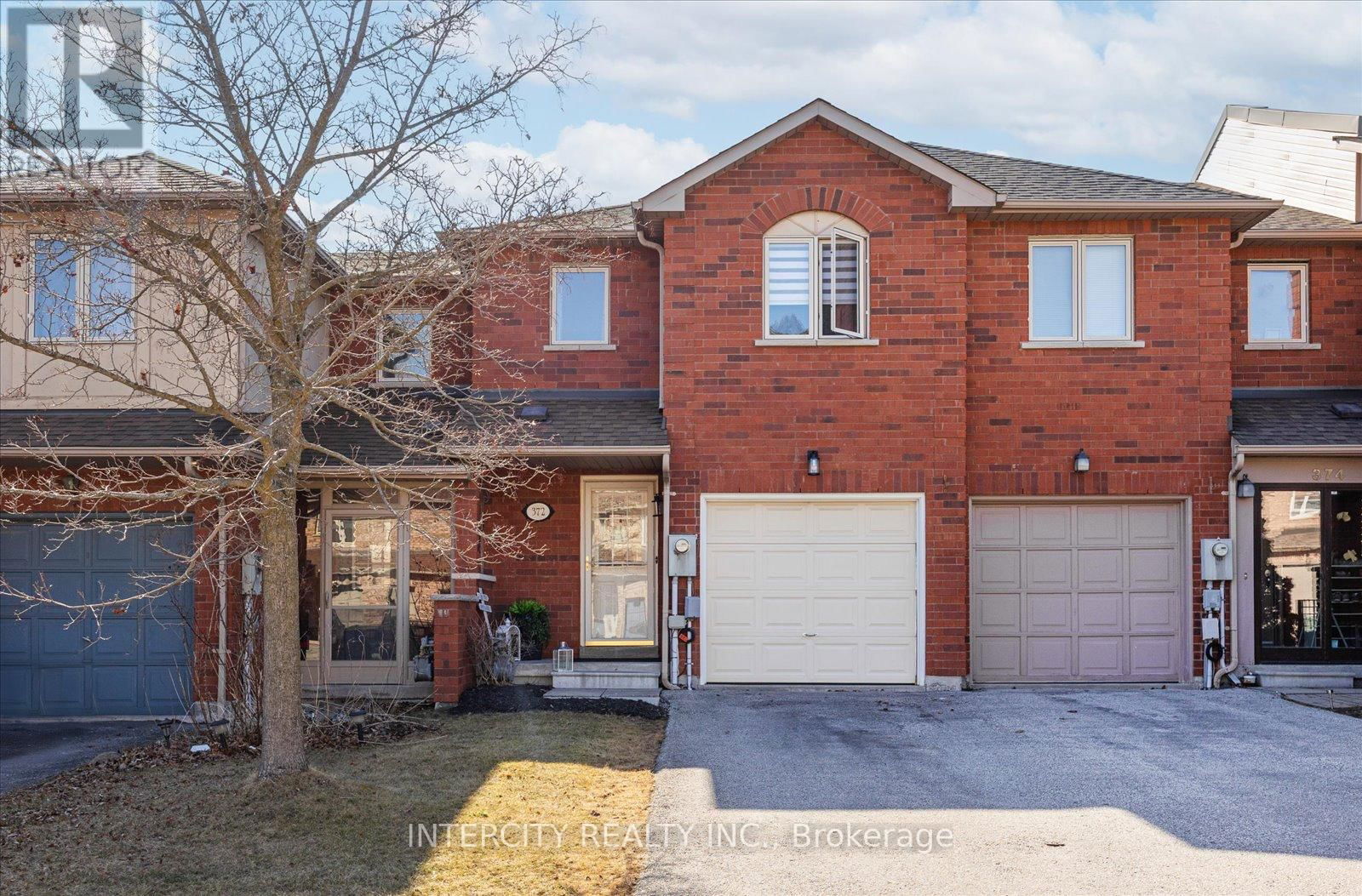 372 SPARROW CIRCLE Image 33