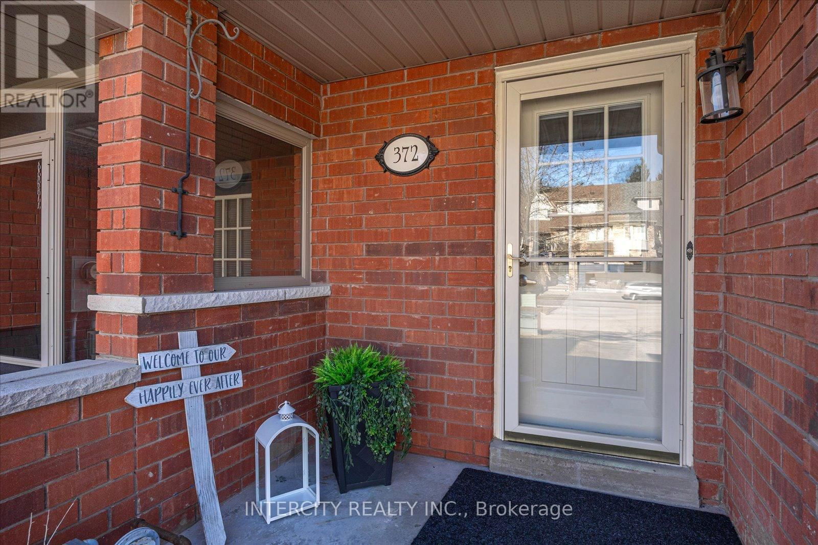 372 SPARROW CIRCLE Image 34