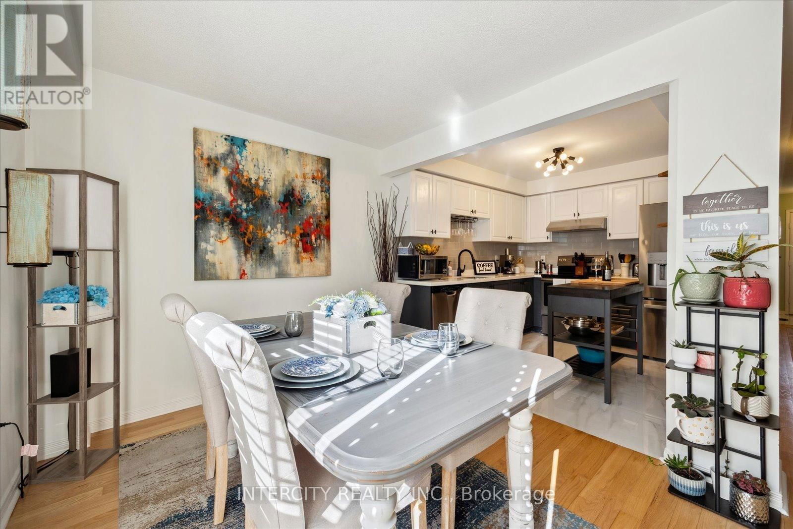 372 SPARROW CIRCLE Image 7