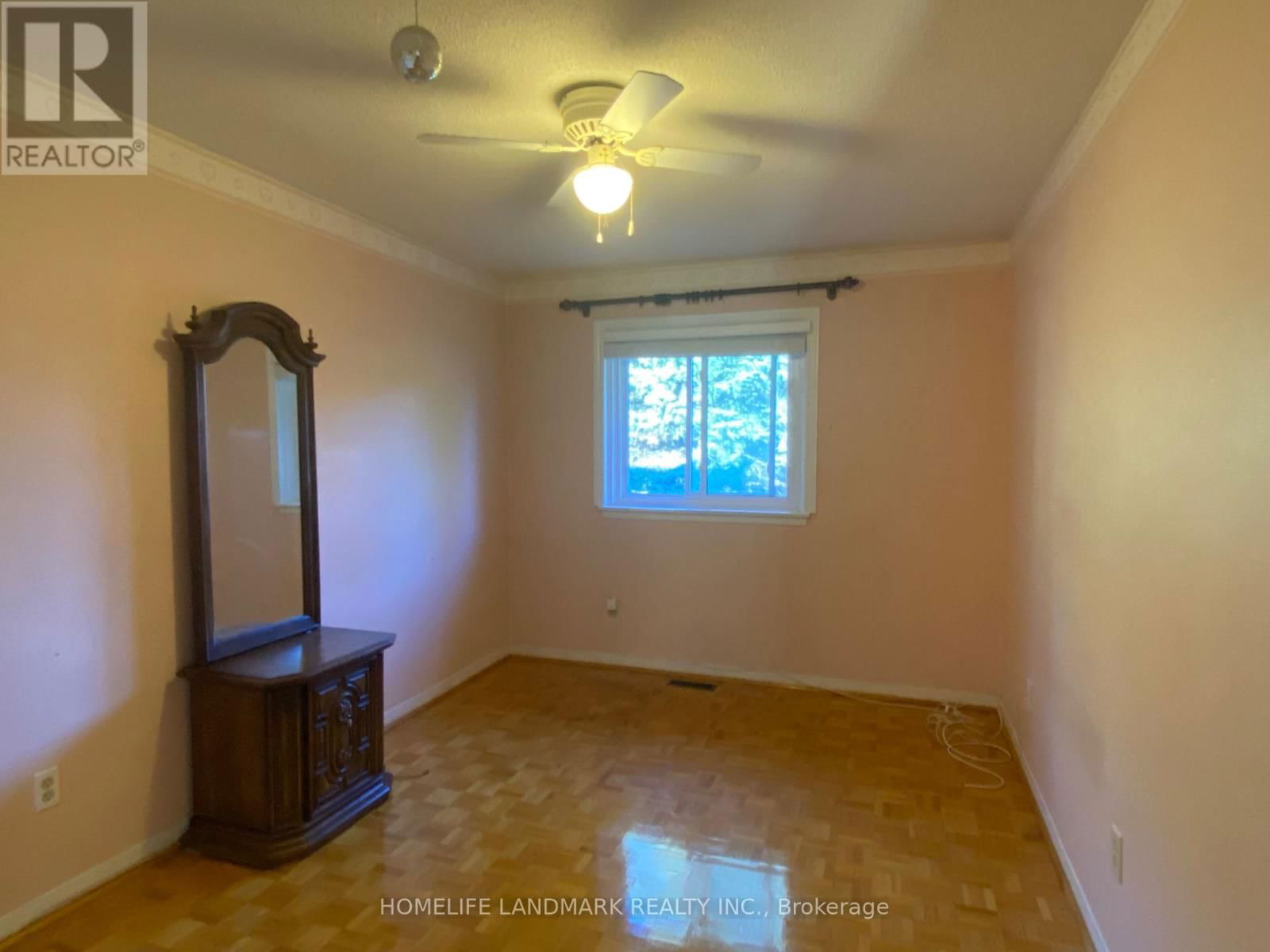 33 ECCLESFIELD DRIVE Image 10