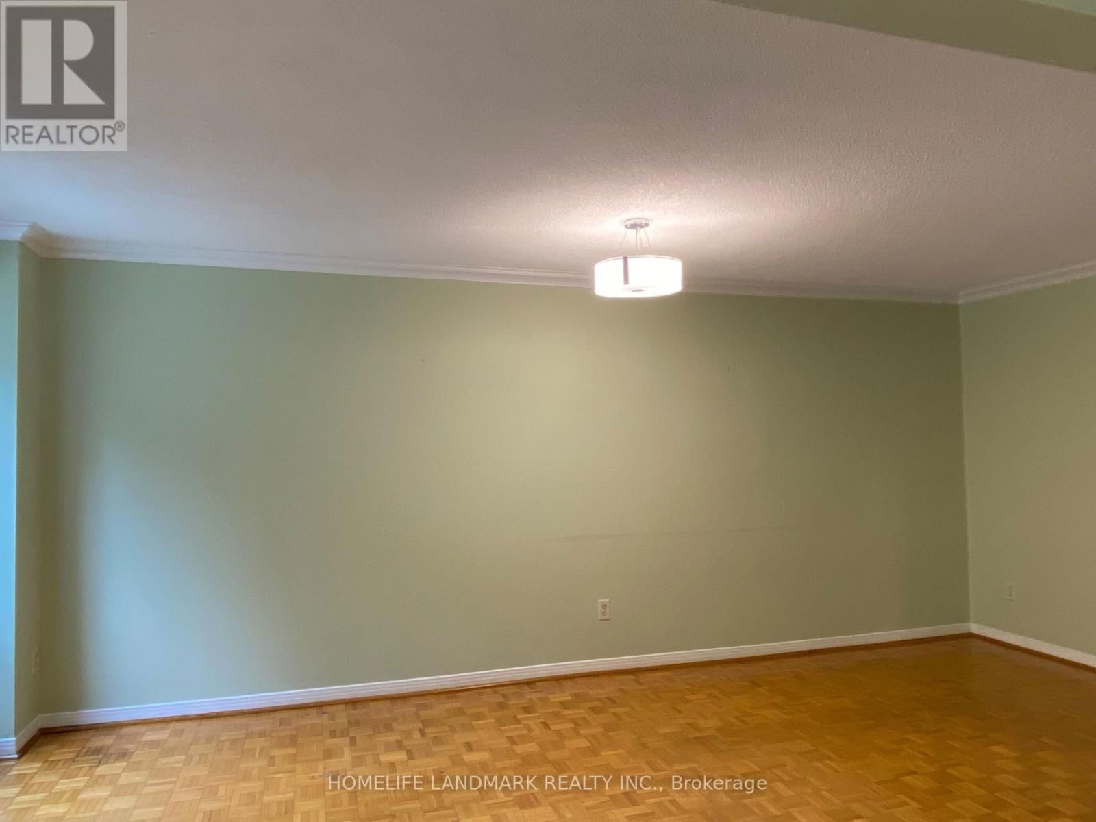 33 ECCLESFIELD DRIVE Image 18