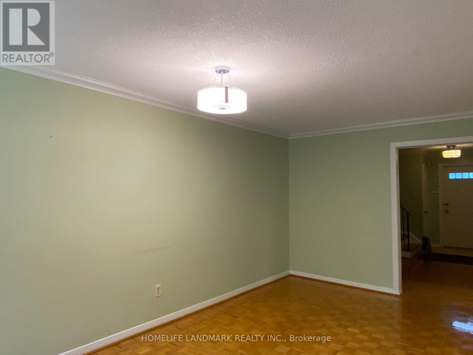 33 ECCLESFIELD DRIVE Image 19