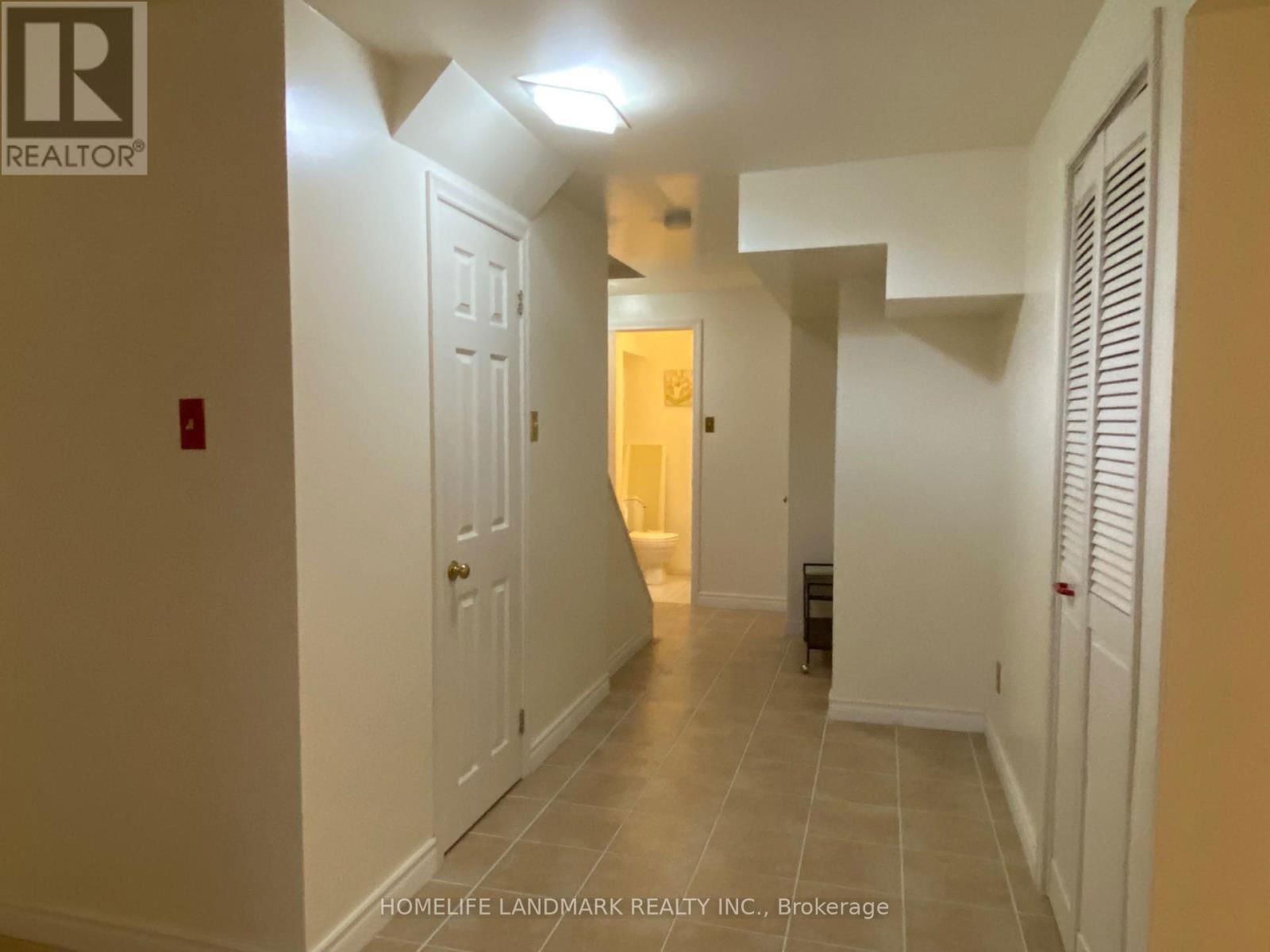 33 ECCLESFIELD DRIVE Image 25
