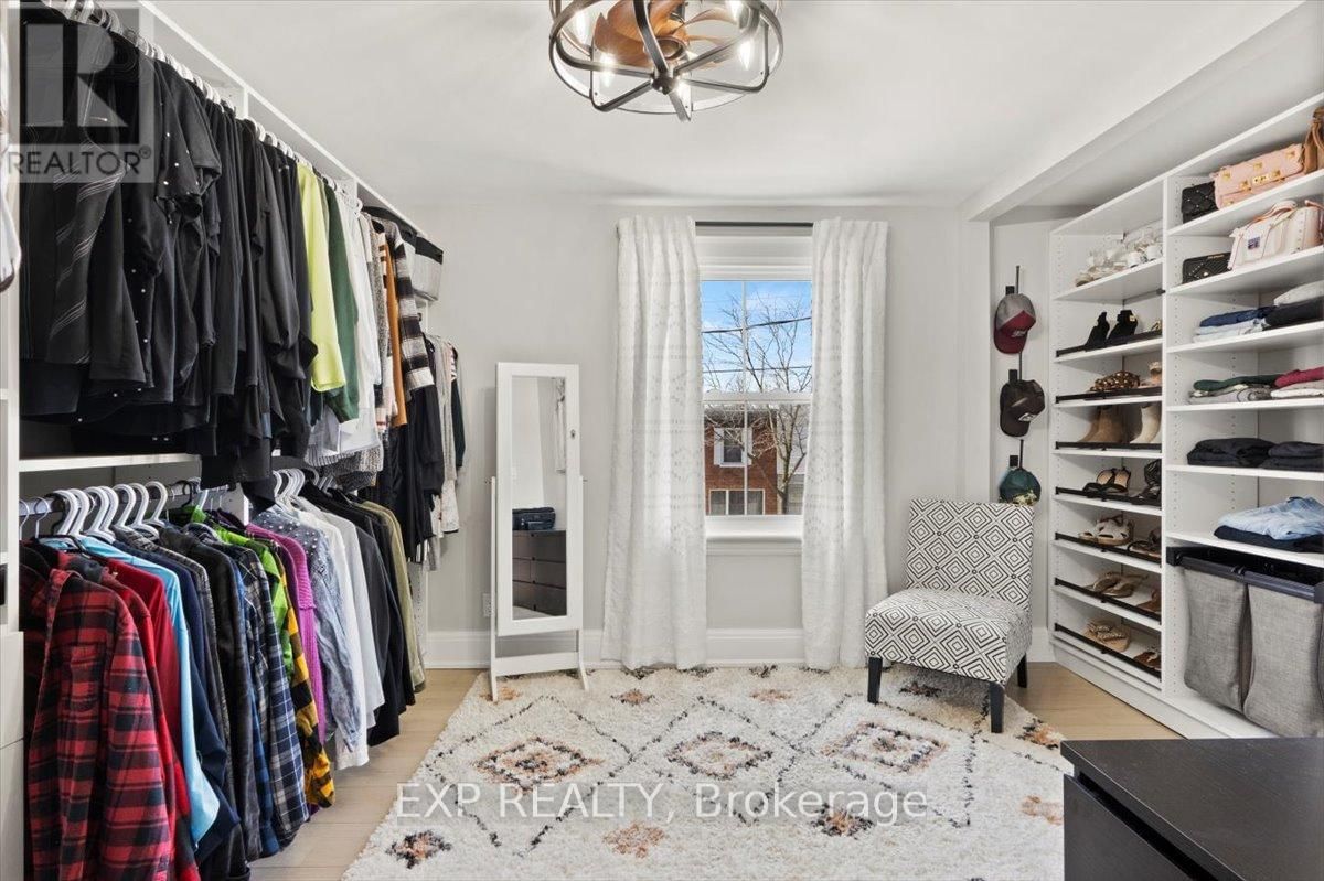 5297 MAIN STREET Image 18