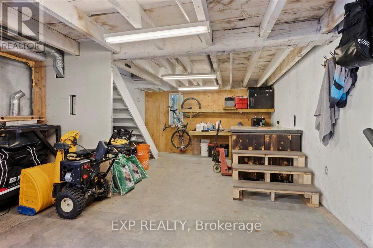5297 MAIN STREET Image 38