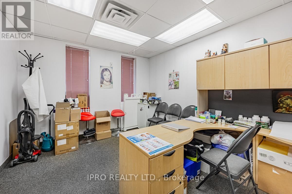 5014 OLD BROCK ROAD Image 12
