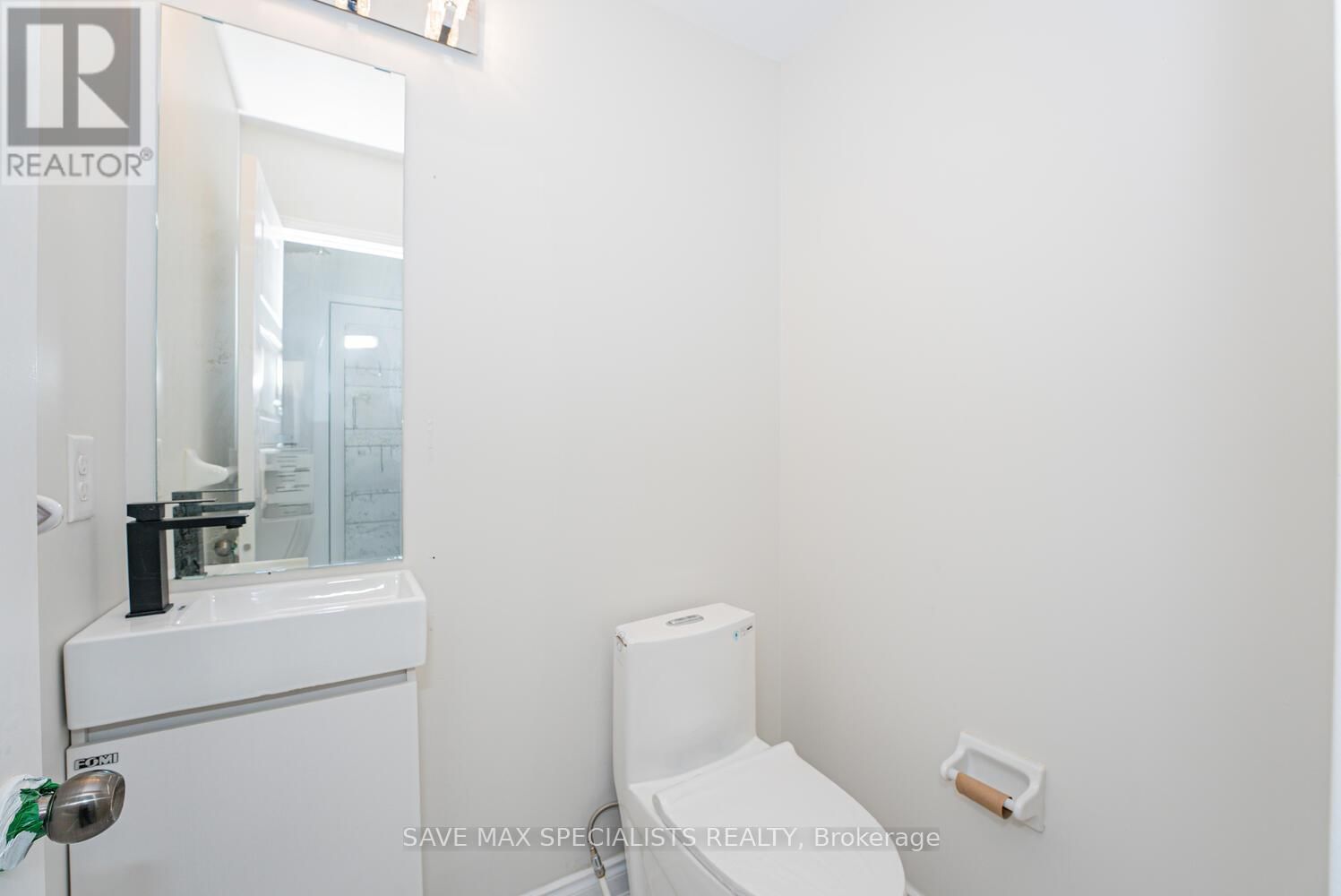 12 BAZIN ROAD Image 18