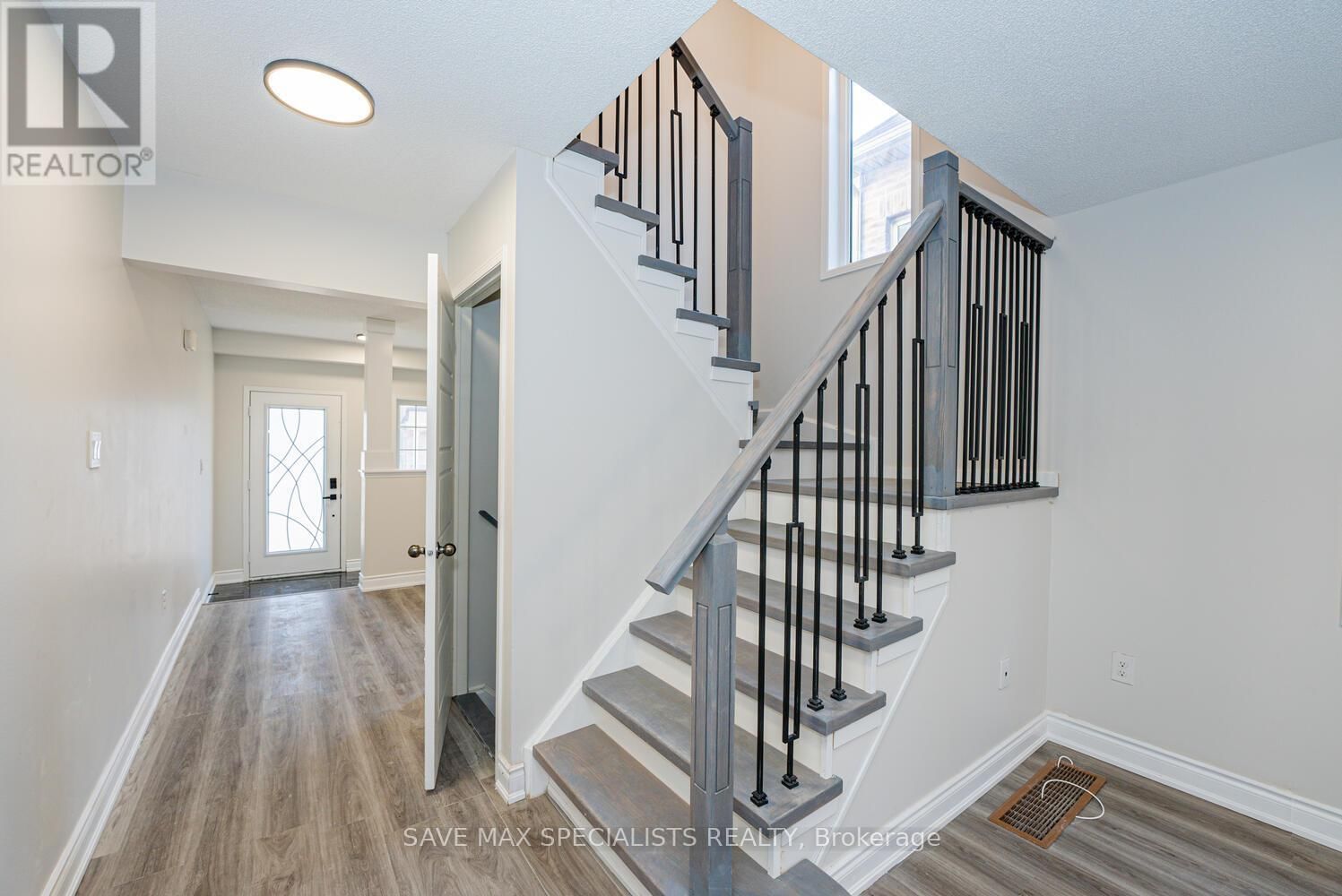 12 BAZIN ROAD Image 19