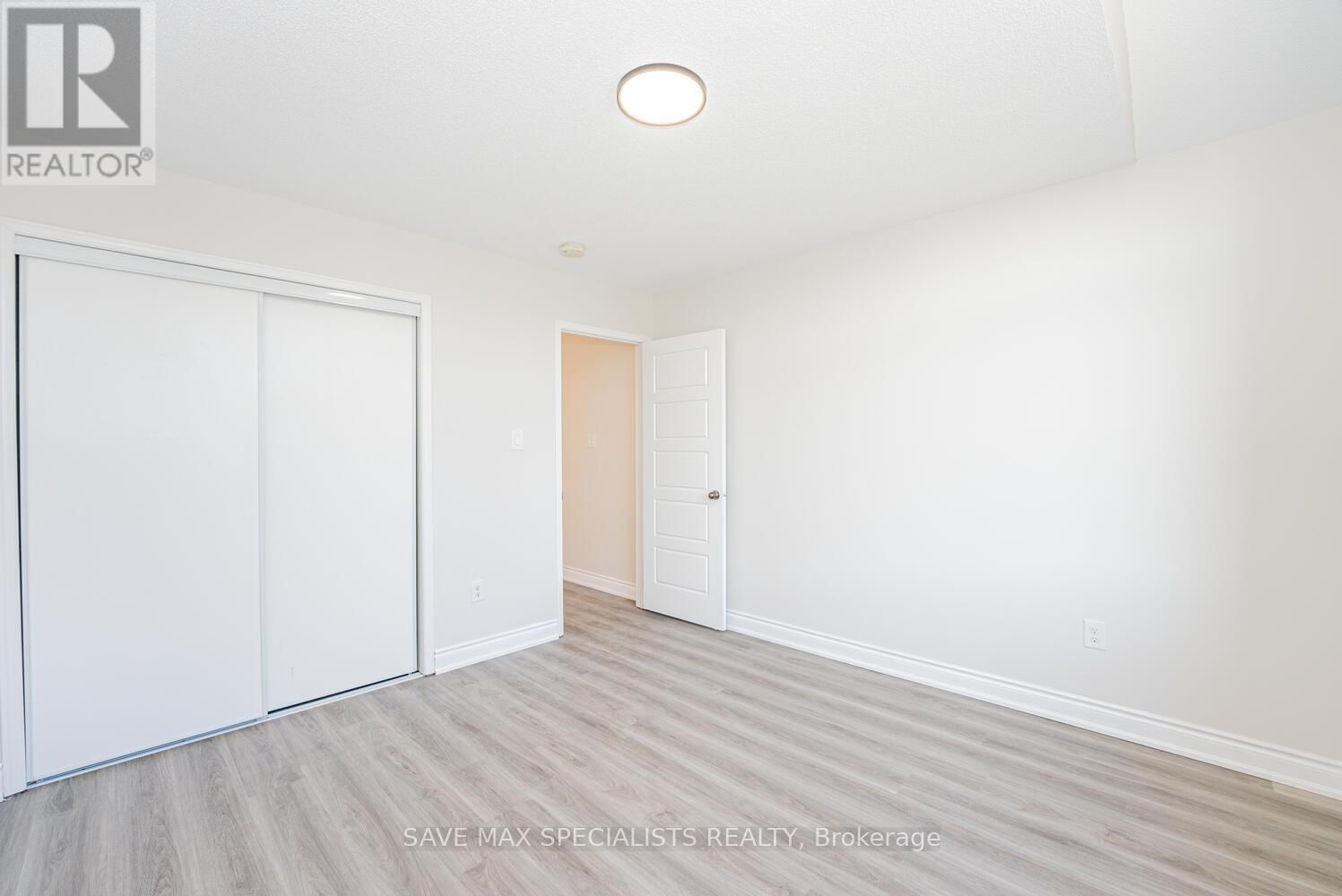 12 BAZIN ROAD Image 22